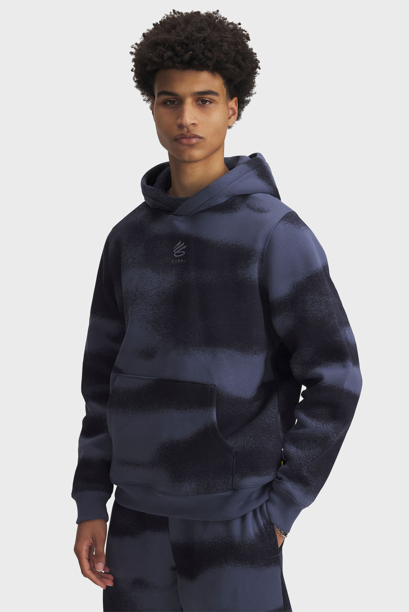 Мужское темно-синее худи с узором Curry Splash Graphic Hoodie Синий XL Under Armour 1390354-044 Мужское темно-синее худи с узором Curry Splash Graphic Hoodie Синий XL Under Armour 1390354-044