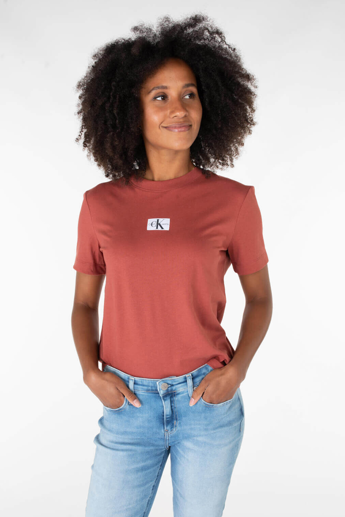 Женская бордовая футболка BADGE SEAMING 1