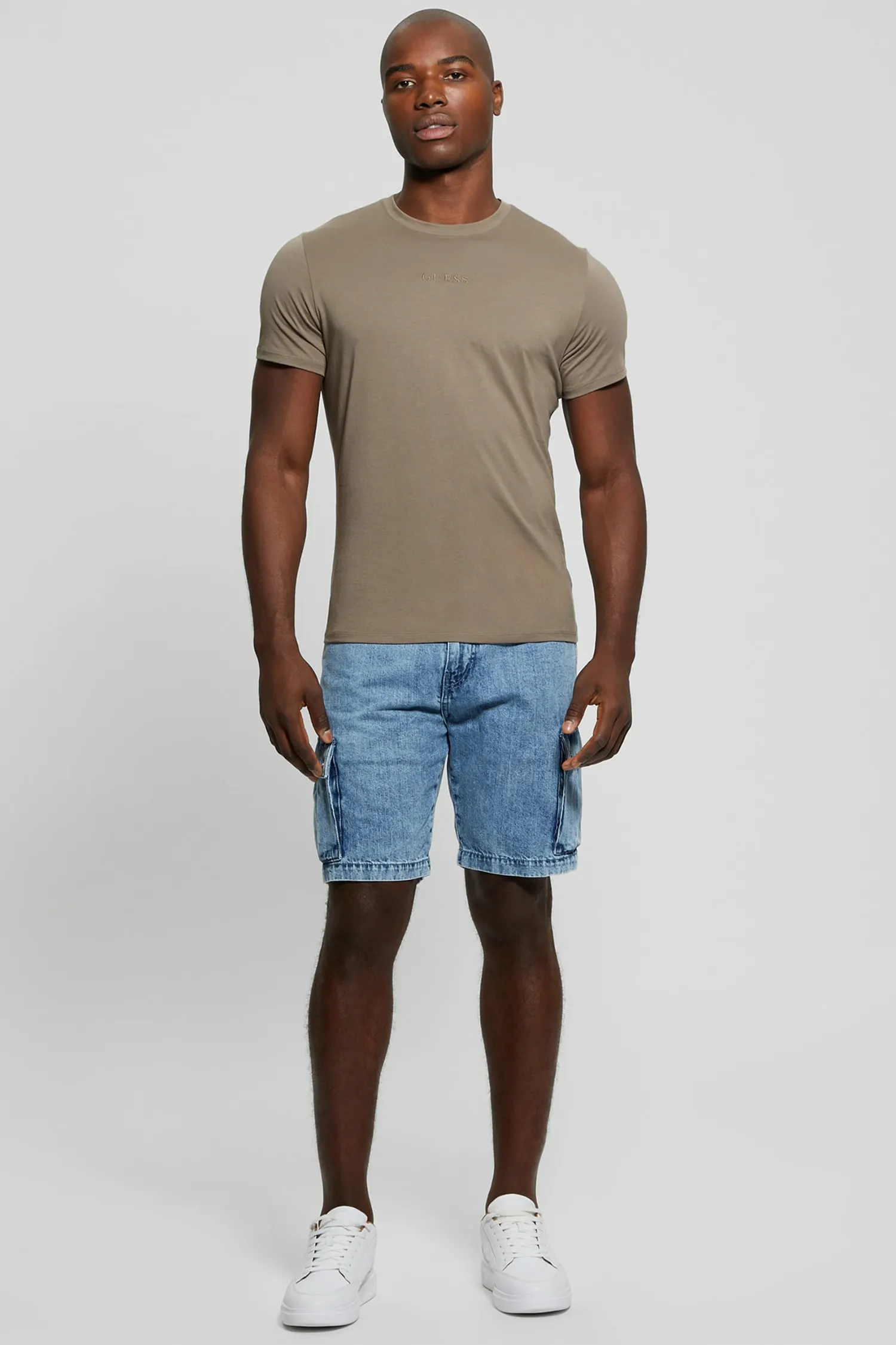 Чоловіча бежева футболка 2