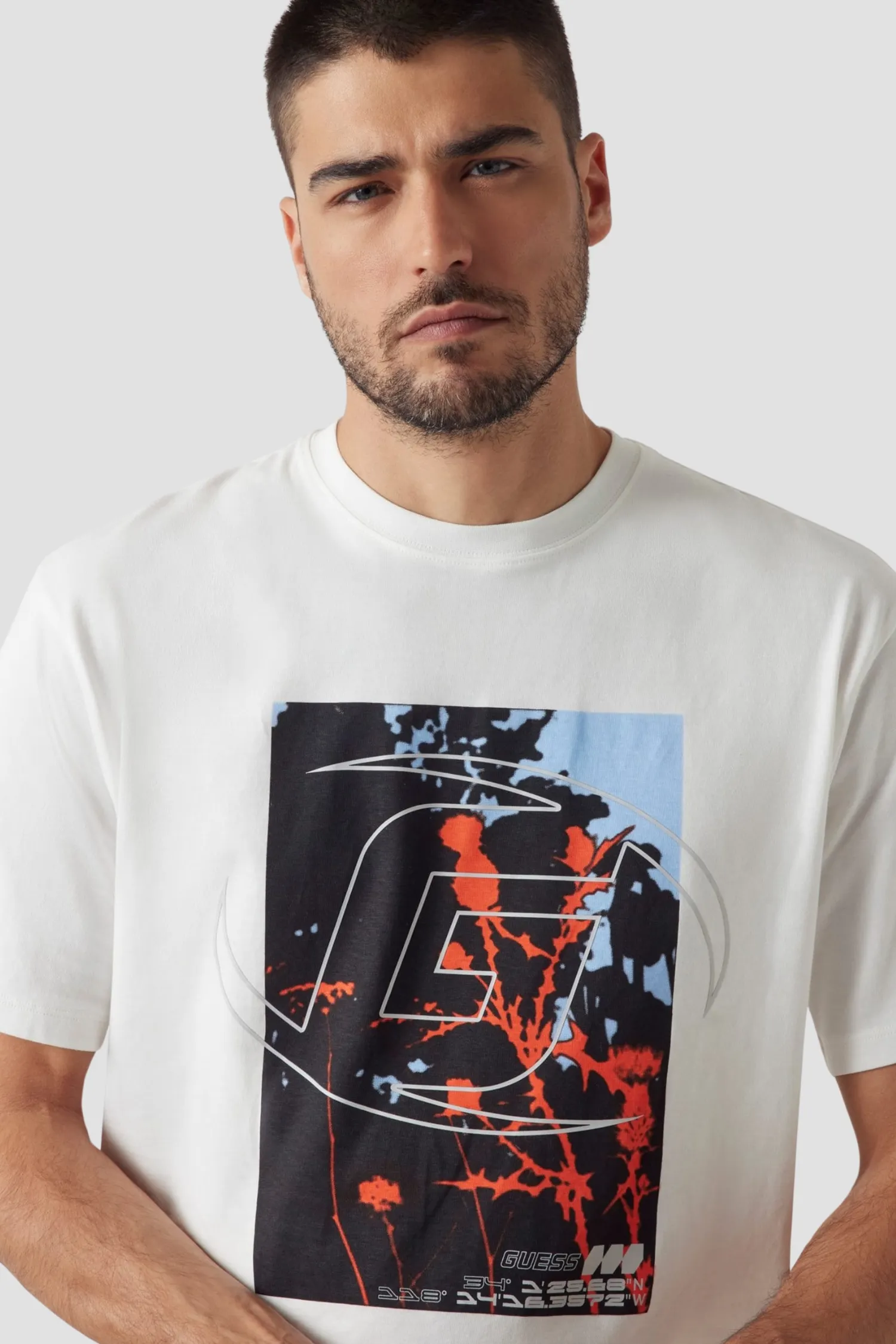 Чоловіча біла футболка 4