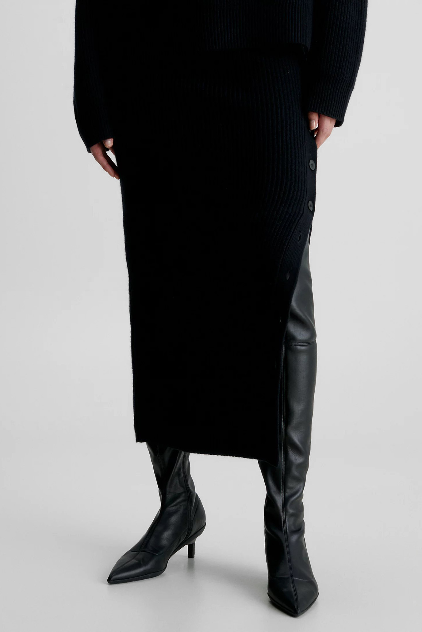 Женская черная шерстяная юбка 1