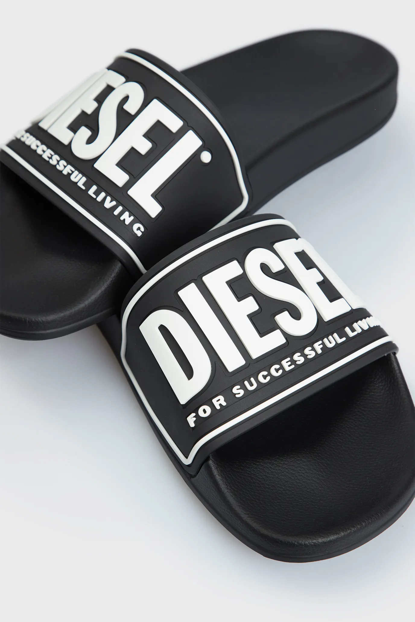 Жіночі чорні слайдери MAYEMI 2