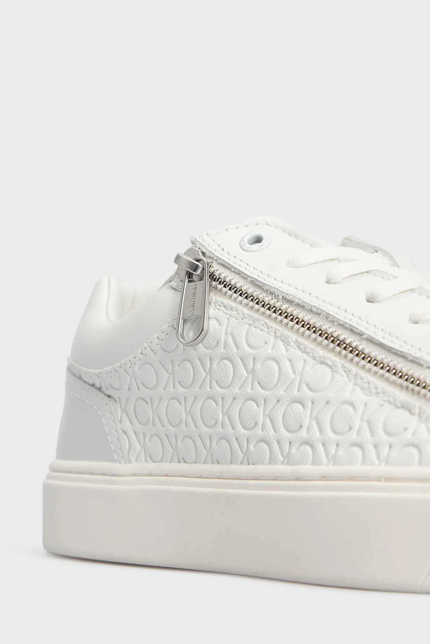 Чоловічі білі снікерси LOW TOP LACE UP W/ ZIP MONO 2