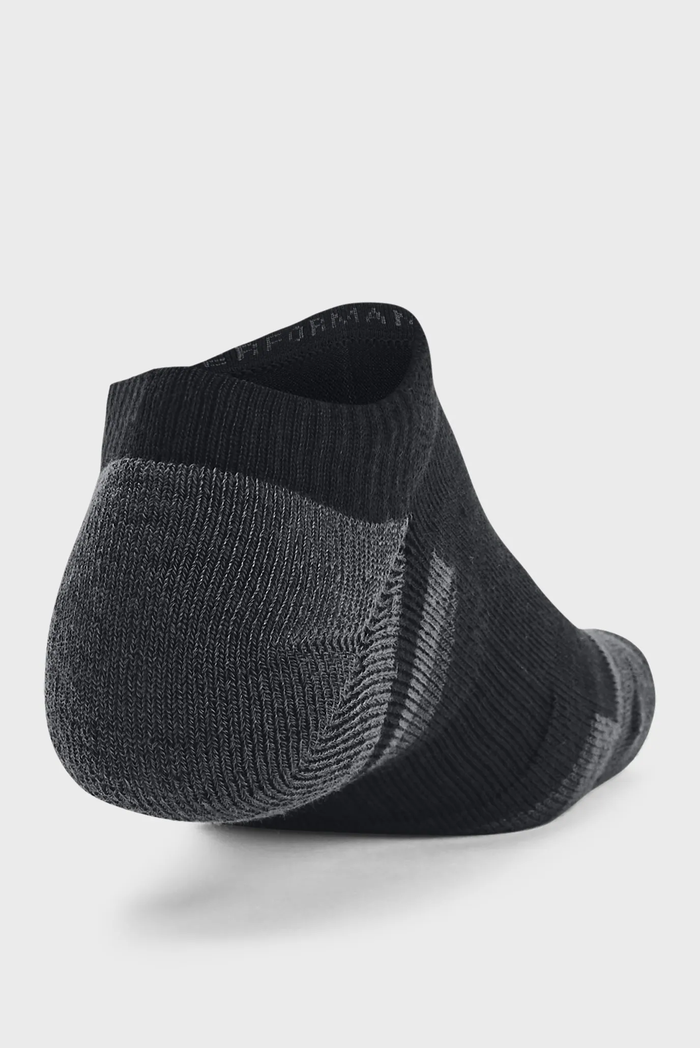 Черные носки (3 пары) UA Performance Tech 3pk NS 4