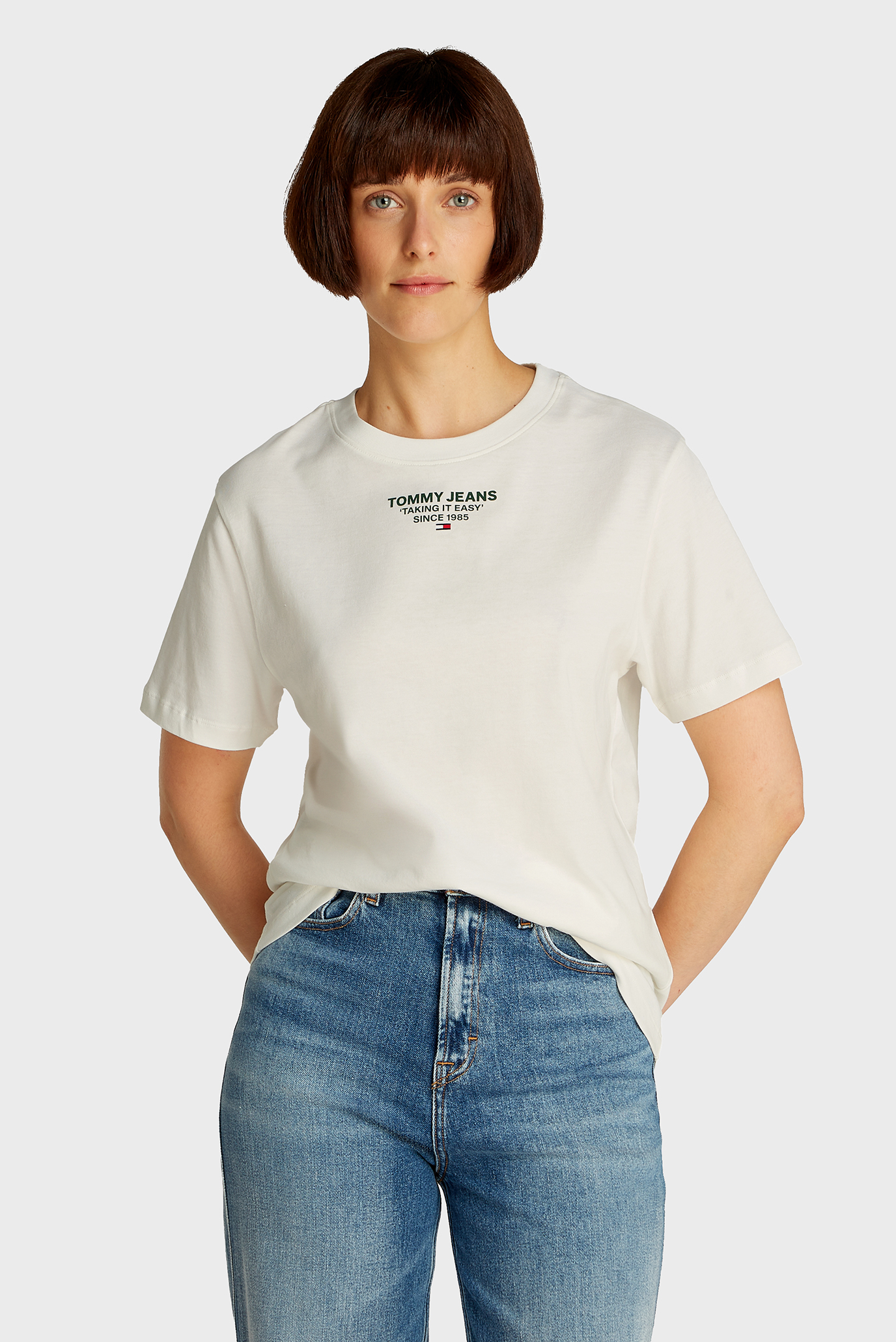 Женская белая футболка TJW RLX TJ FLOWERS Белый S Tommy Jeans DW0DW21341 Женская белая футболка TJW RLX TJ FLOWERS Белый S Tommy Jeans DW0DW21341