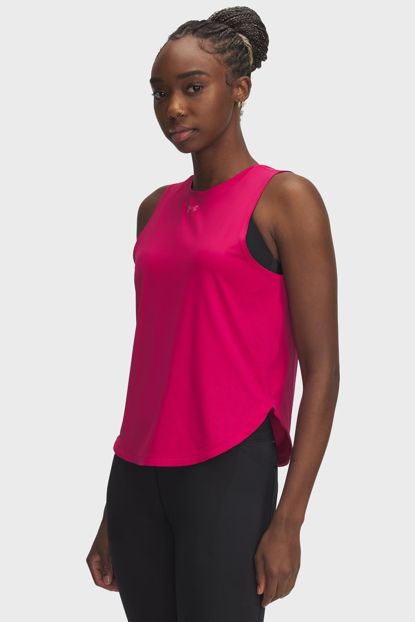 Женская малиновая майка UA Launch Elite Tank Малиновый L Under Armour 1389563-681 Женская малиновая майка UA Launch Elite Tank Малиновый L Under Armour 1389563-681