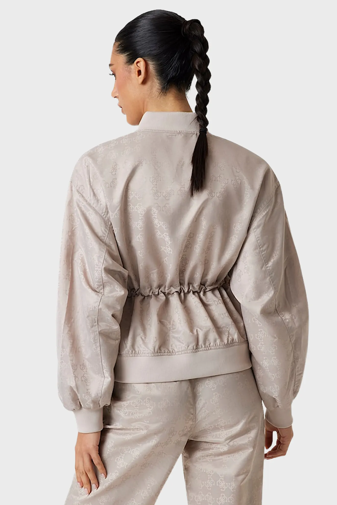 Жіночий бежевий бомбер з візерунком 3