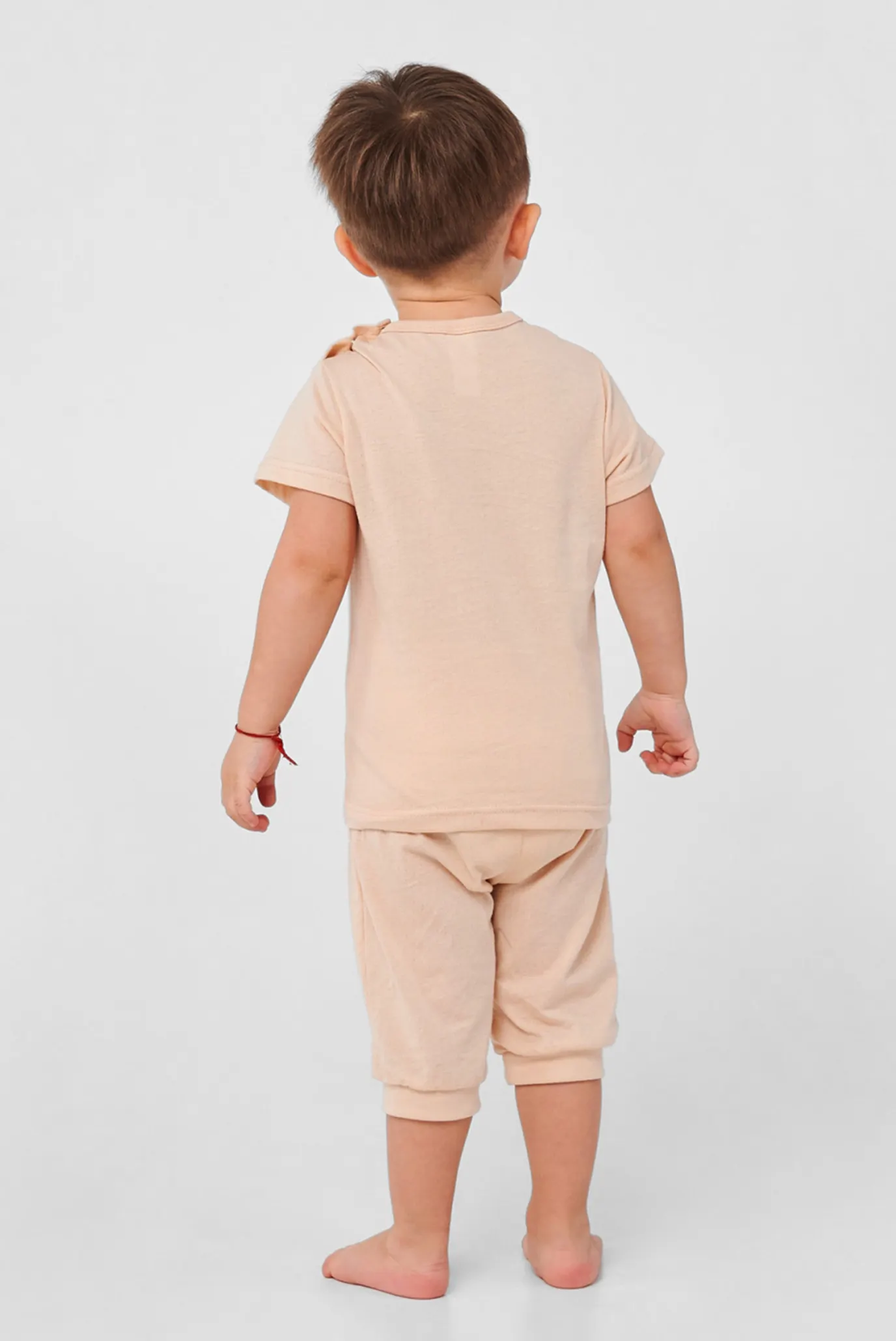Детская бежевая пижама (футболка, брюки) 4