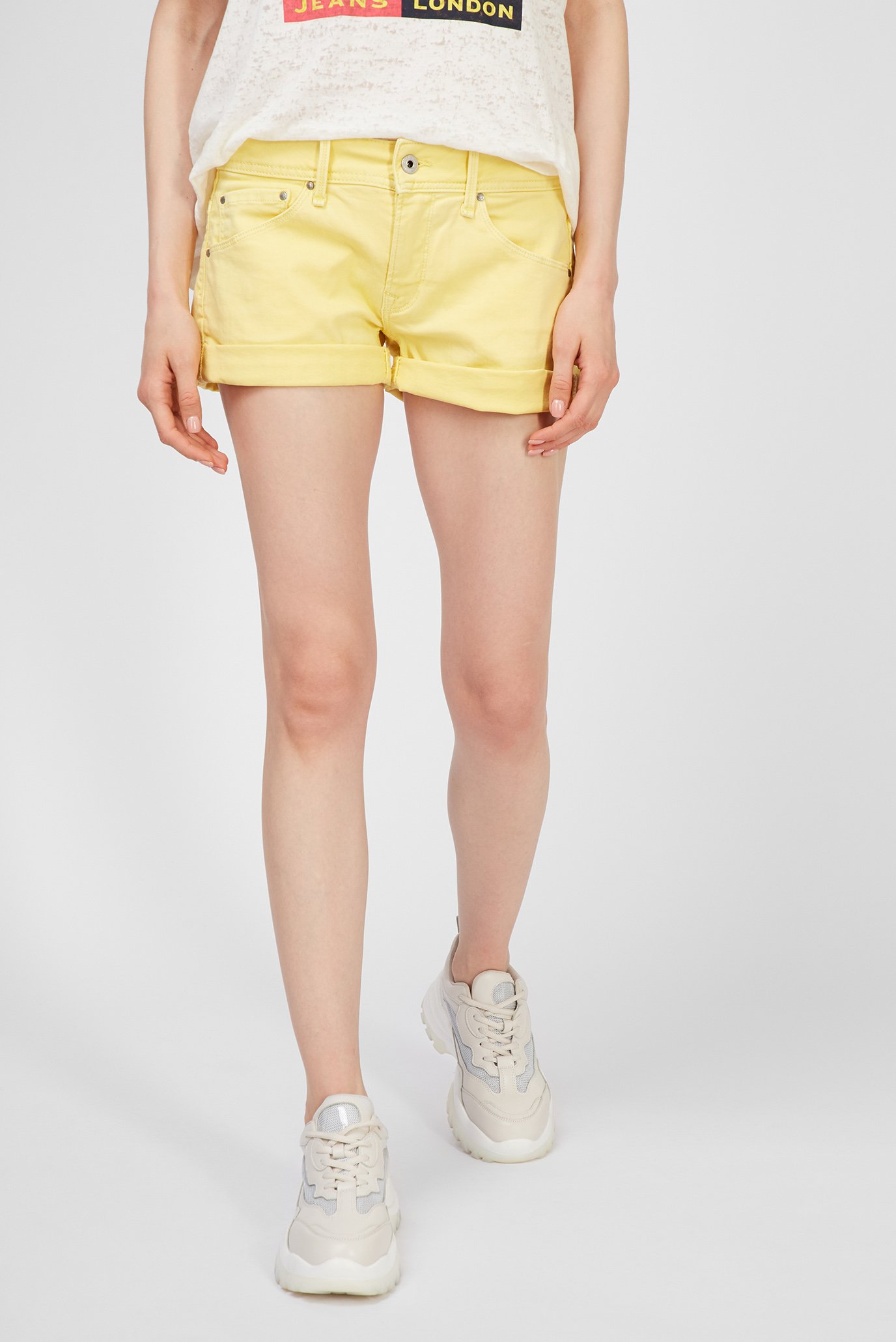 Жіночі жовті джинсові шорти SIOUXIE 1