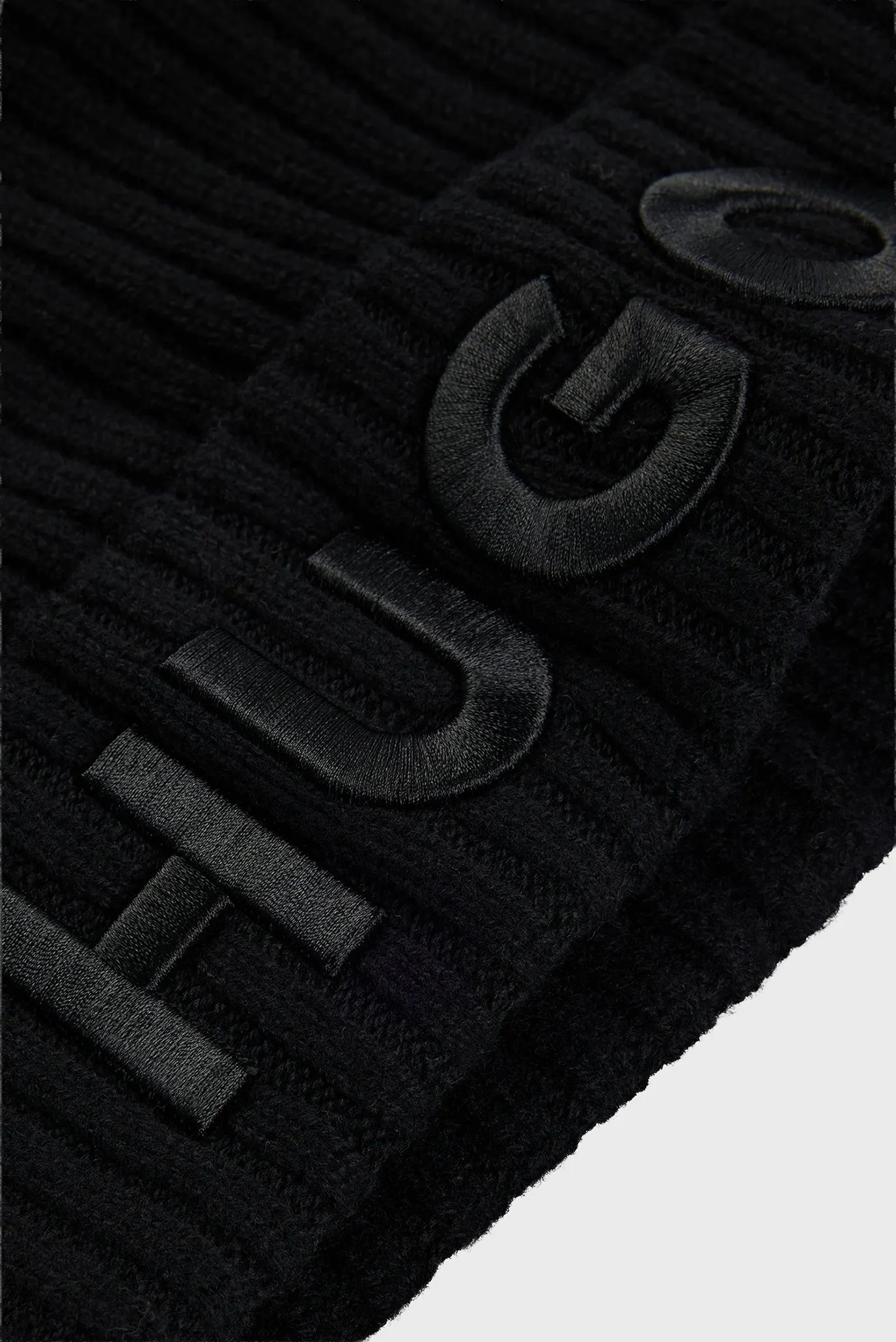 Мужская черная шерстяная шапка 3