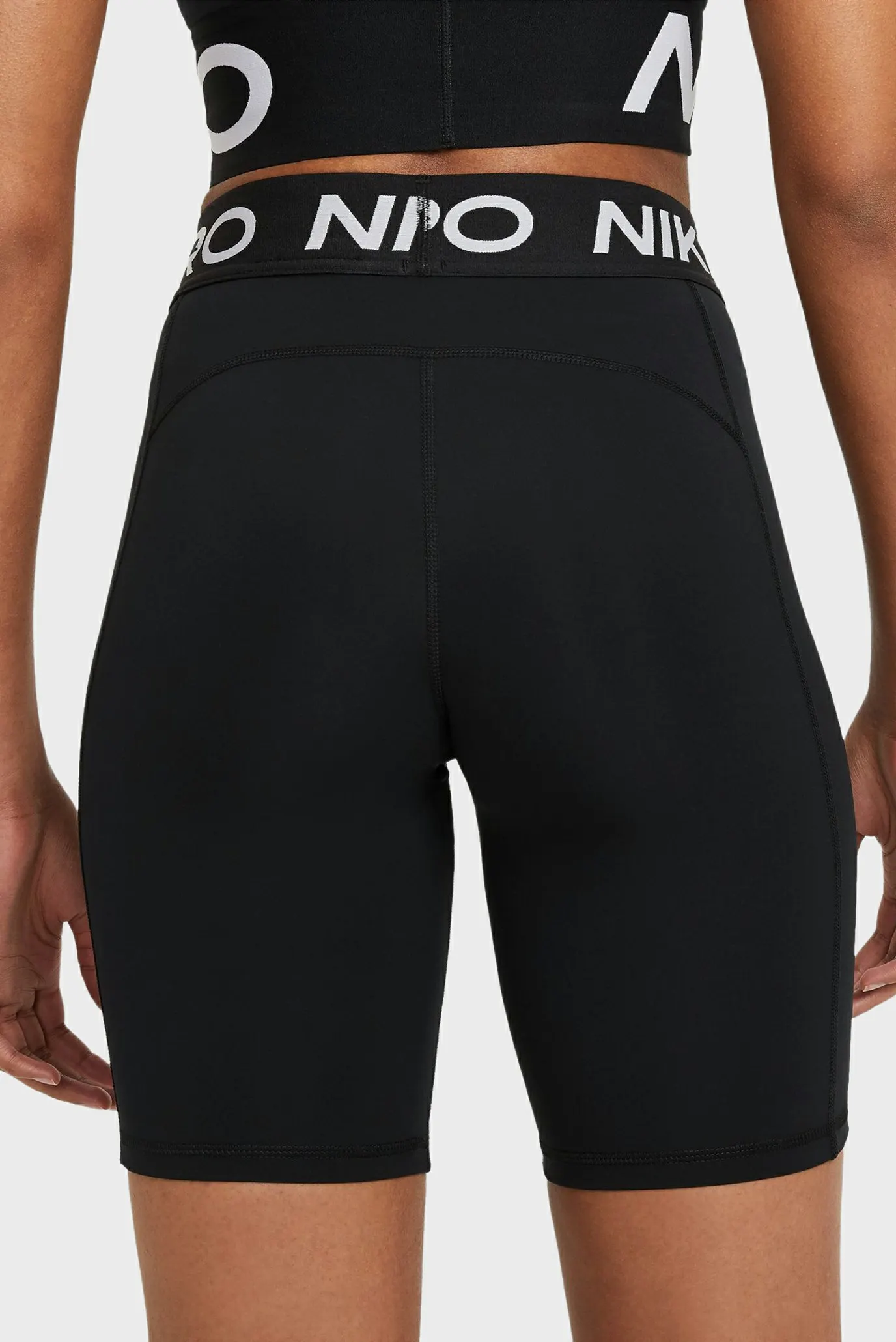 Жіночі чорні велосипедки W NP 365 SHORT 8IN 3