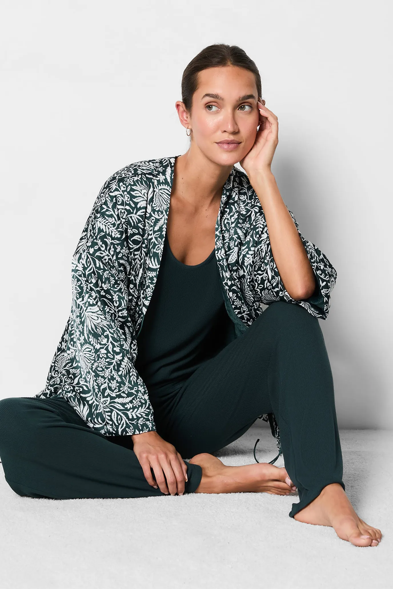 Жіноча піжама (топ, кардиган, брюки) BITO 4