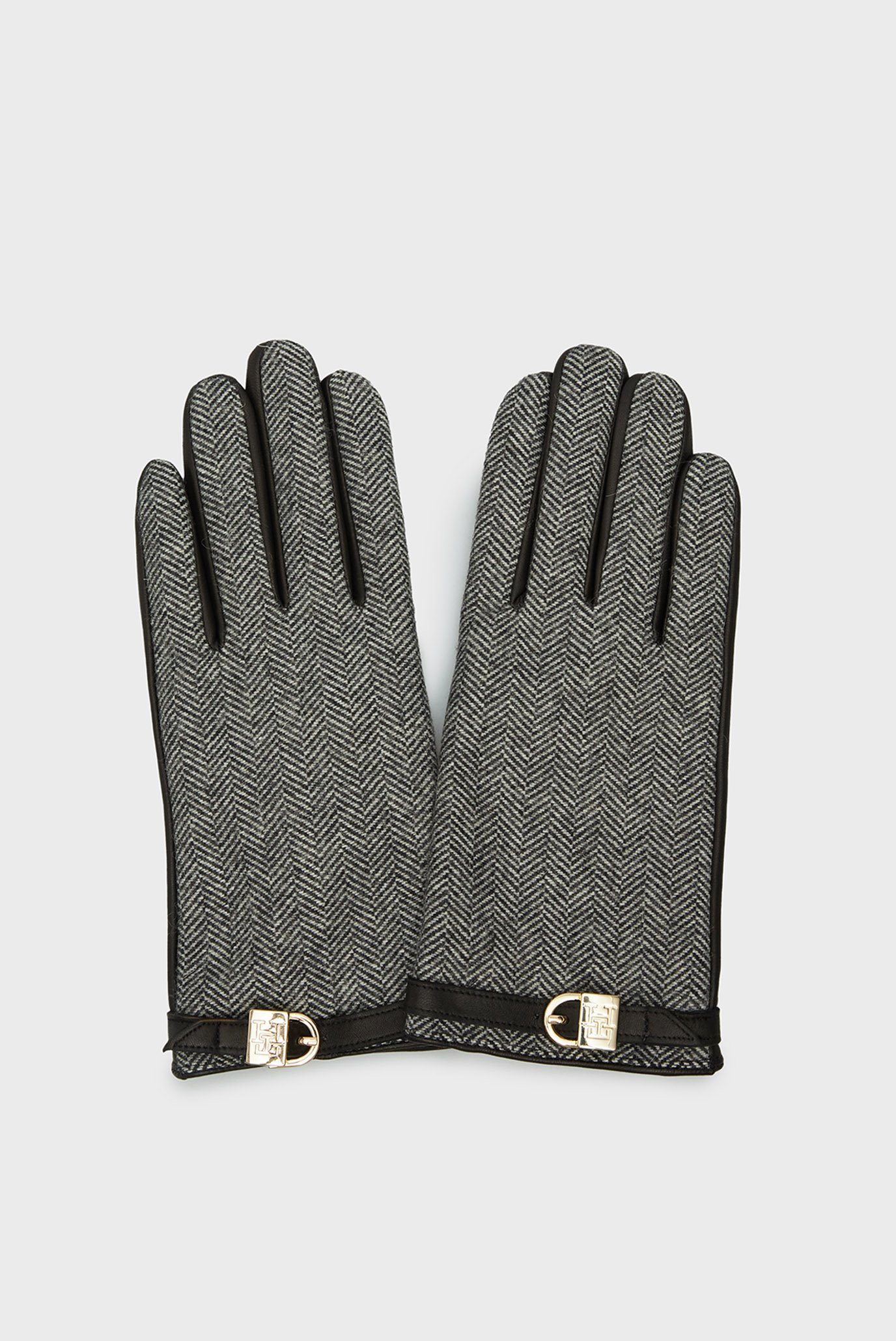 Женские черные кожаные перчатки TH EVENING GLOVES HERRINGBONE Черный S-M Tommy Hilfiger AW0AW15392 Женские черные кожаные перчатки TH EVENING GLOVES HERRINGBONE Черный S-M Tommy Hilfiger AW0AW15392