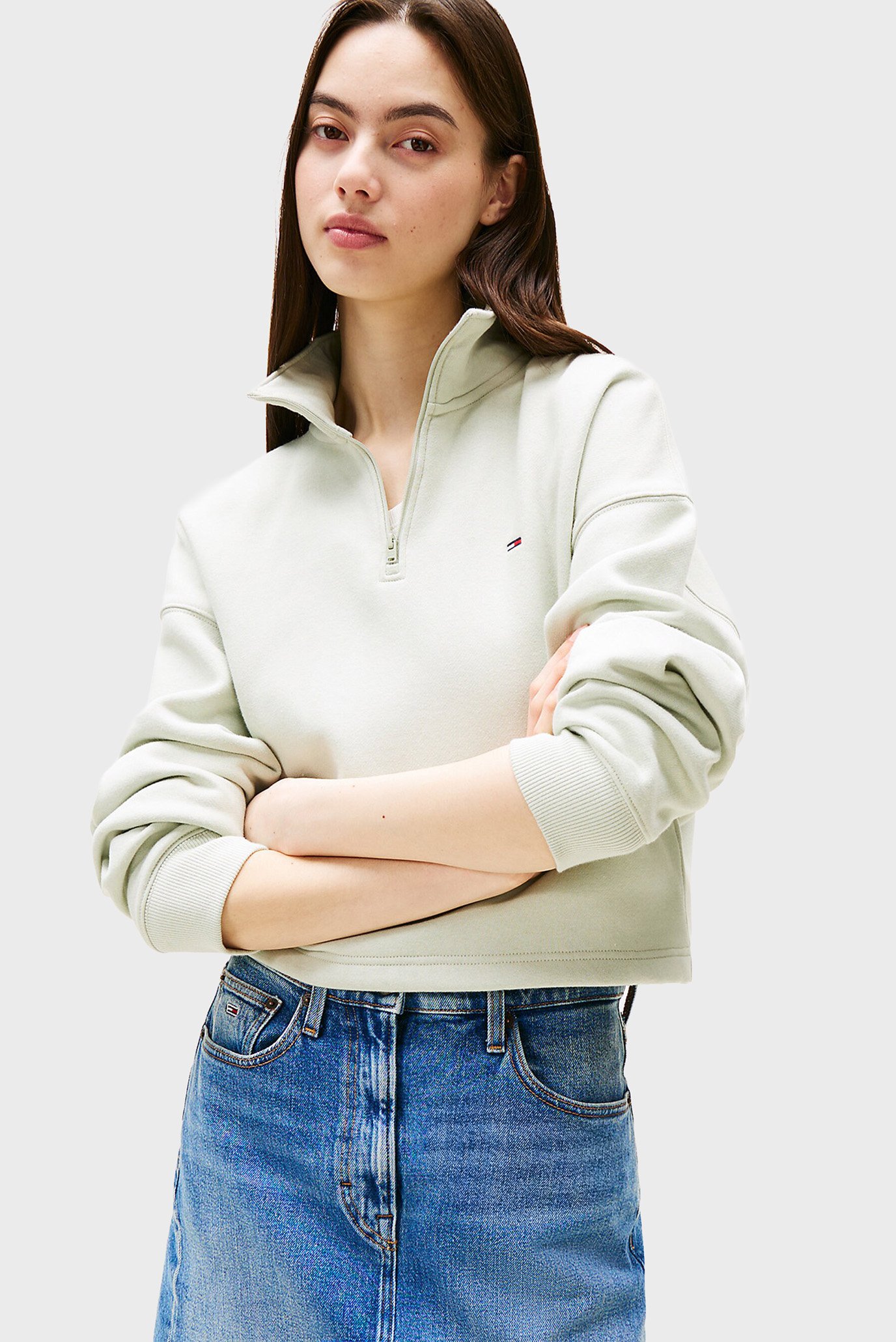 Женская мятная спортивная кофта TJW BXY CRP 1/4 ZIP Ментоловый L Tommy Jeans DW0DW20946 Женская мятная спортивная кофта TJW BXY CRP 1/4 ZIP Ментоловый L Tommy Jeans DW0DW20946