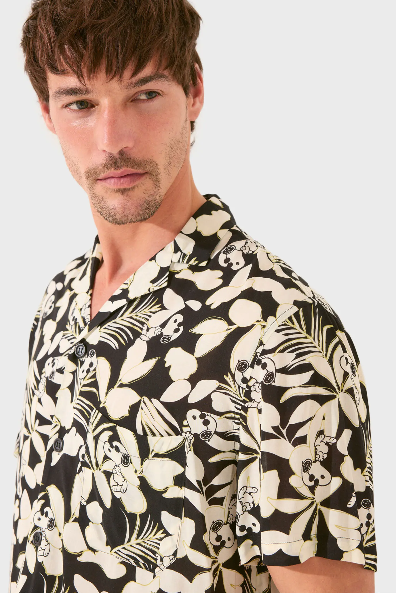 Чоловіча сорочка з візерунком Snoopy 5