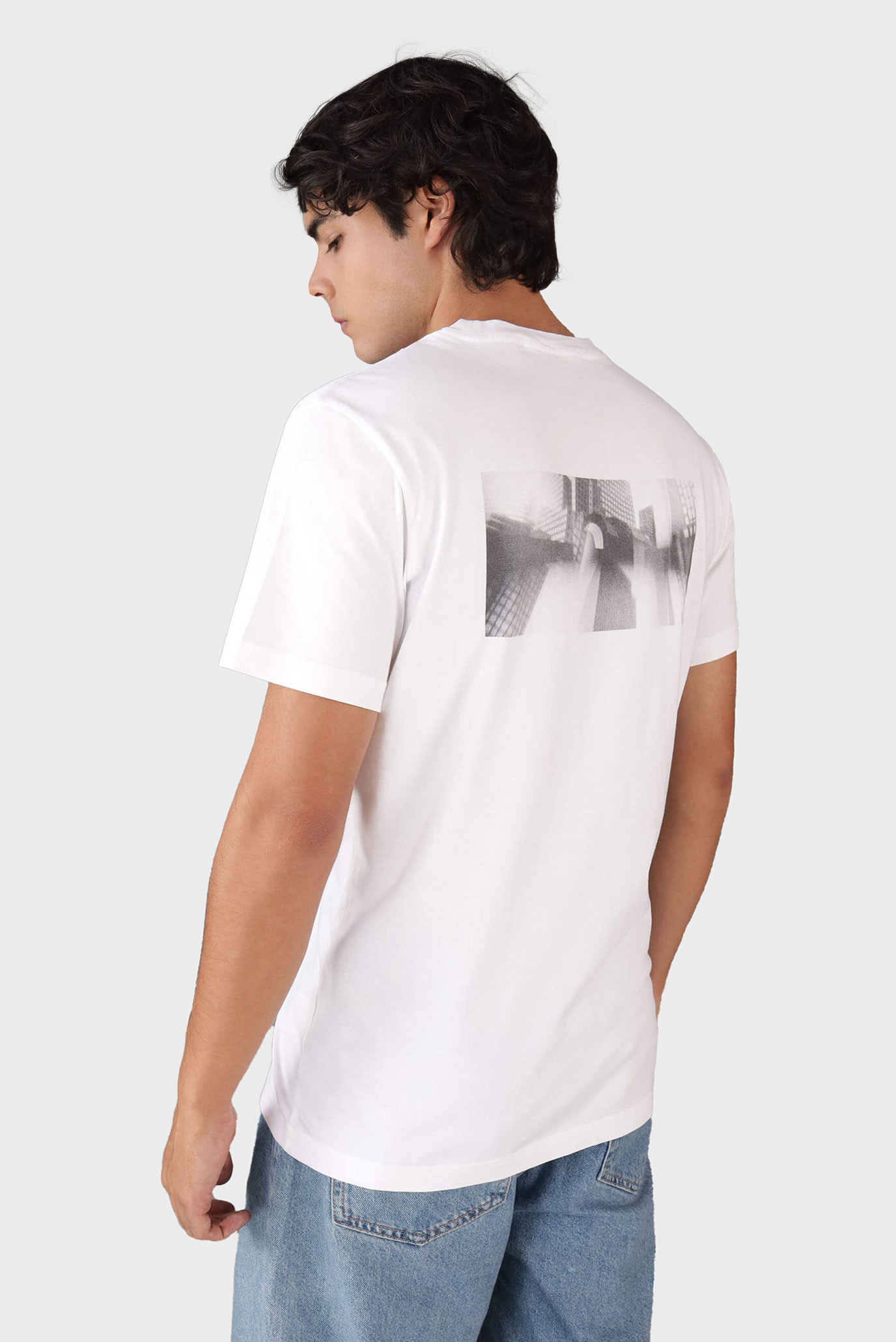 Чоловіча біла футболка CITY GRID PHOTOPRINT TEE 1