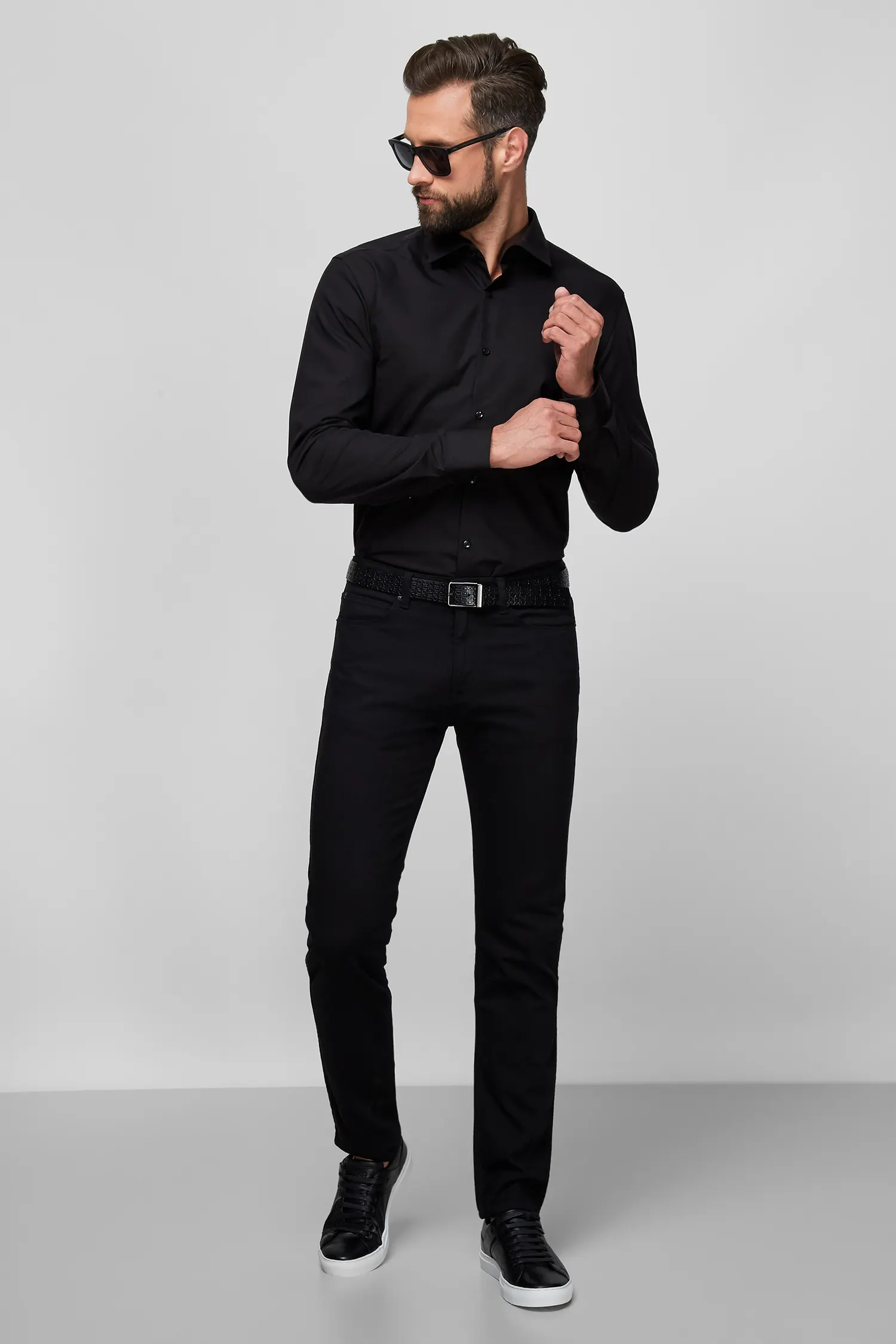 Мужская черная рубашка 2