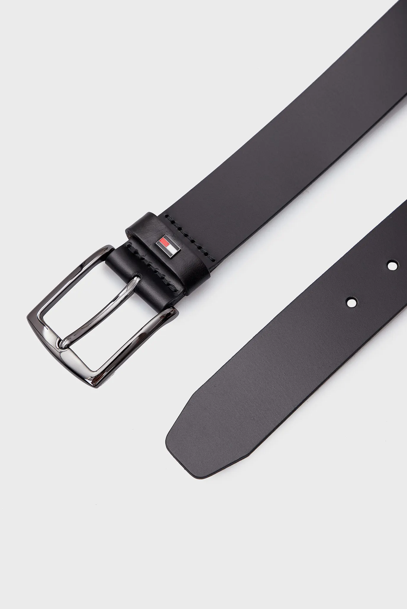 Мужской черный кожаный ремень 2