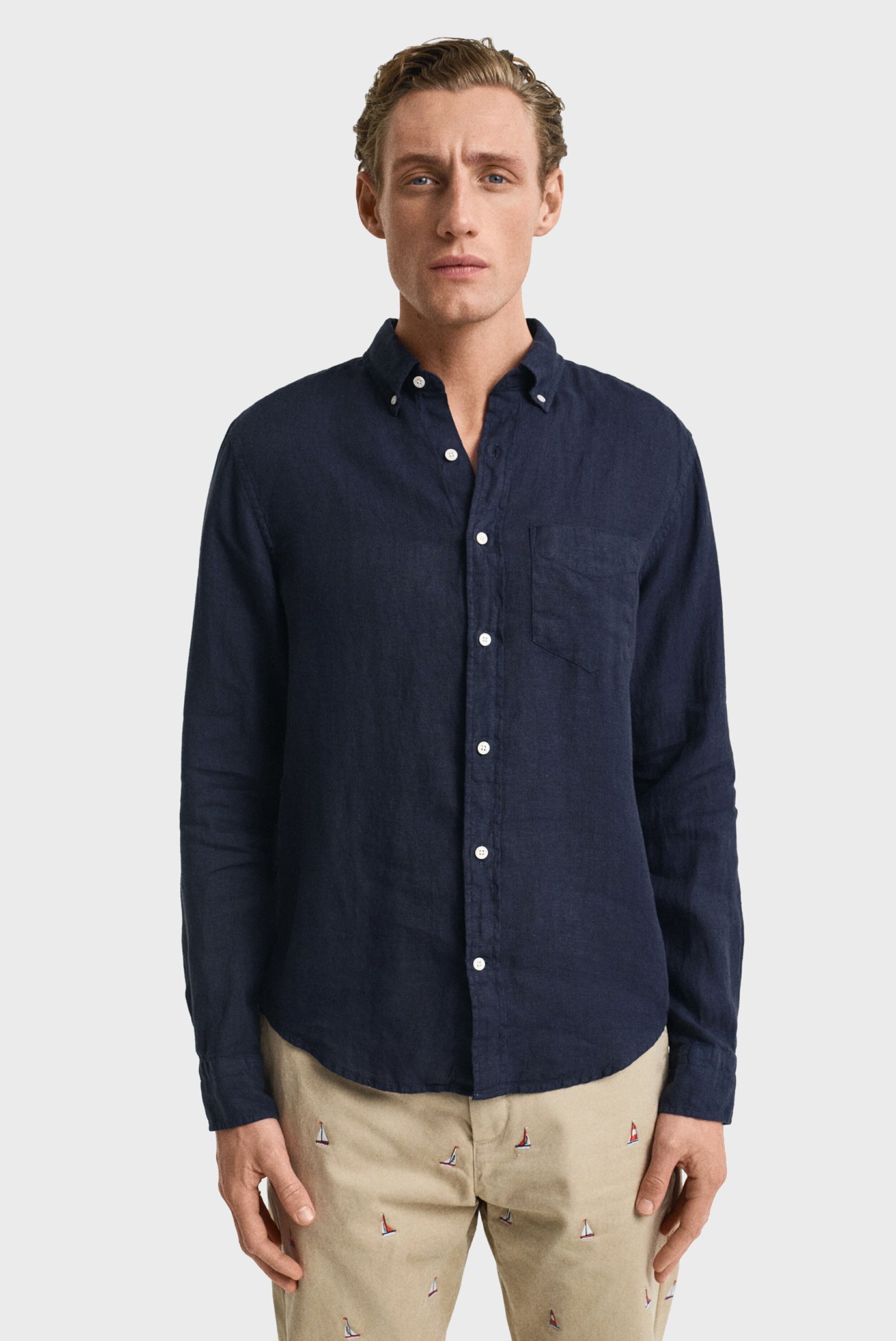 Мужская темно-синяя льняная рубашка REG GMNT DYED LINEN SHIRT Синий M Gant 3240120 Мужская темно-синяя льняная рубашка REG GMNT DYED LINEN SHIRT Синий M Gant 3240120