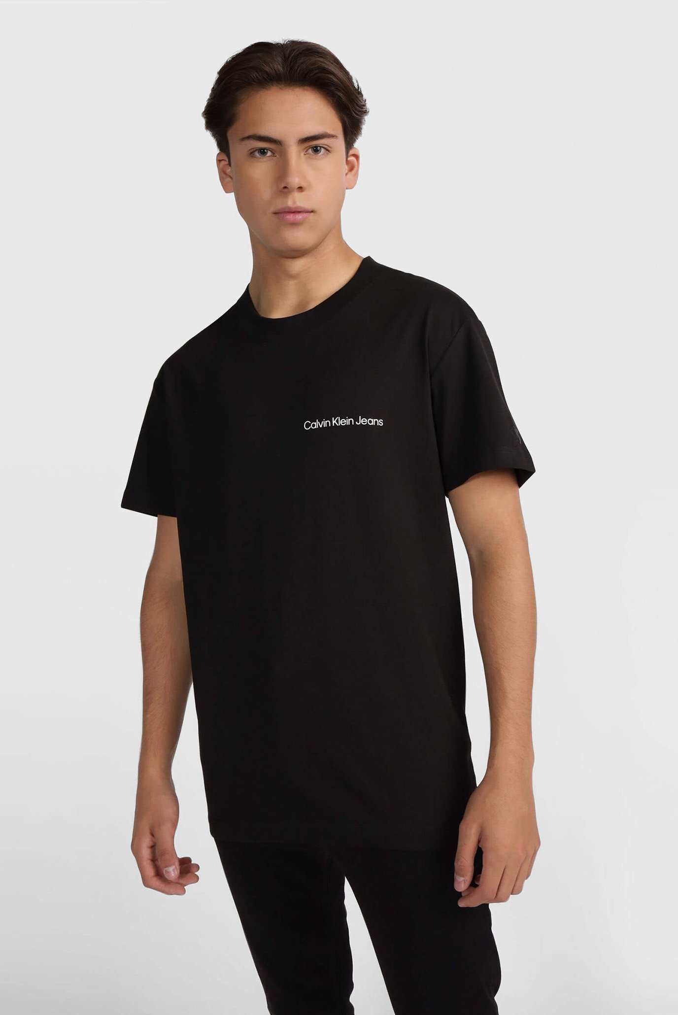 Мужская черная футболка INSTITUTIONAL TEE 1