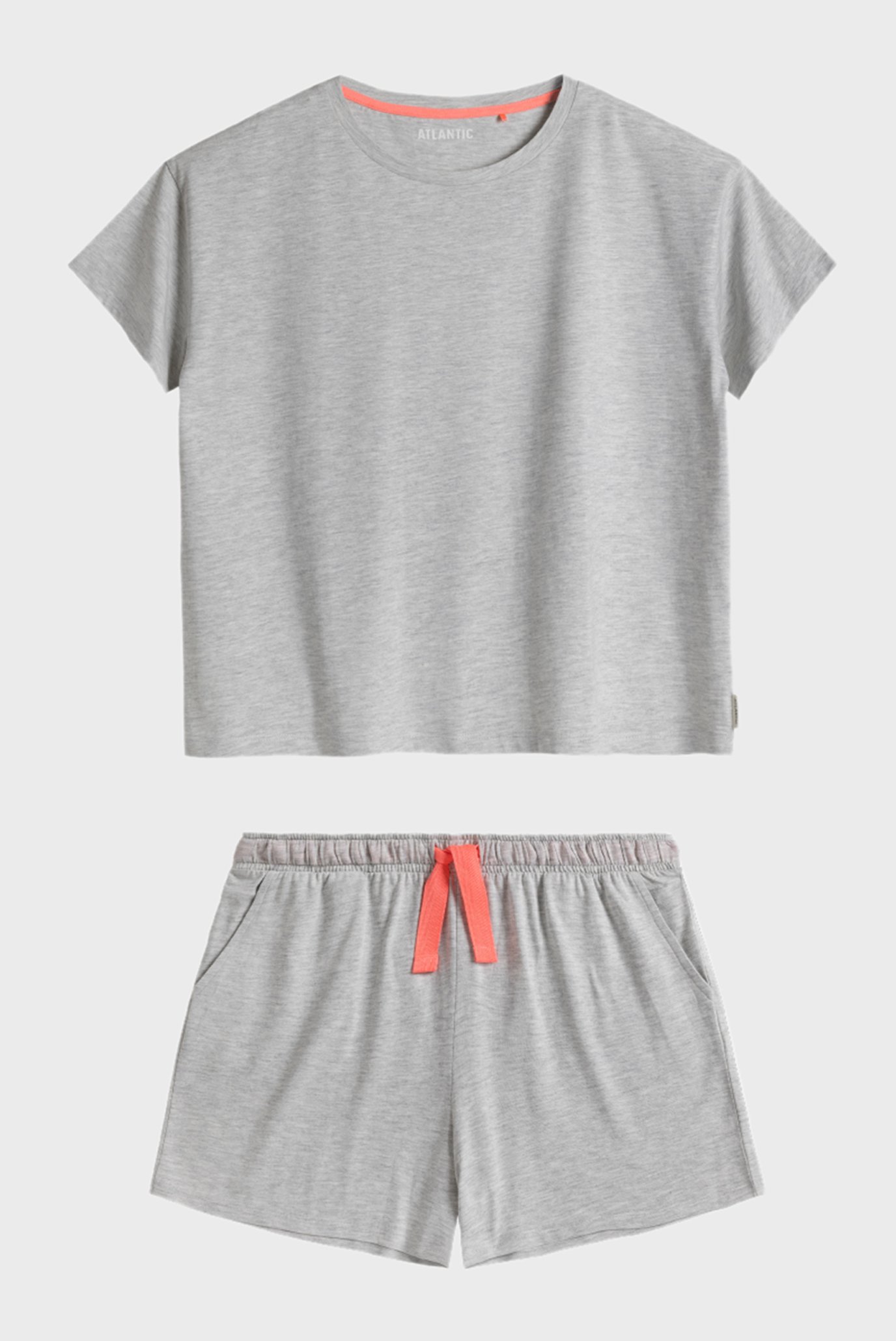 Женская серая пижама (футболка, шорты) 1