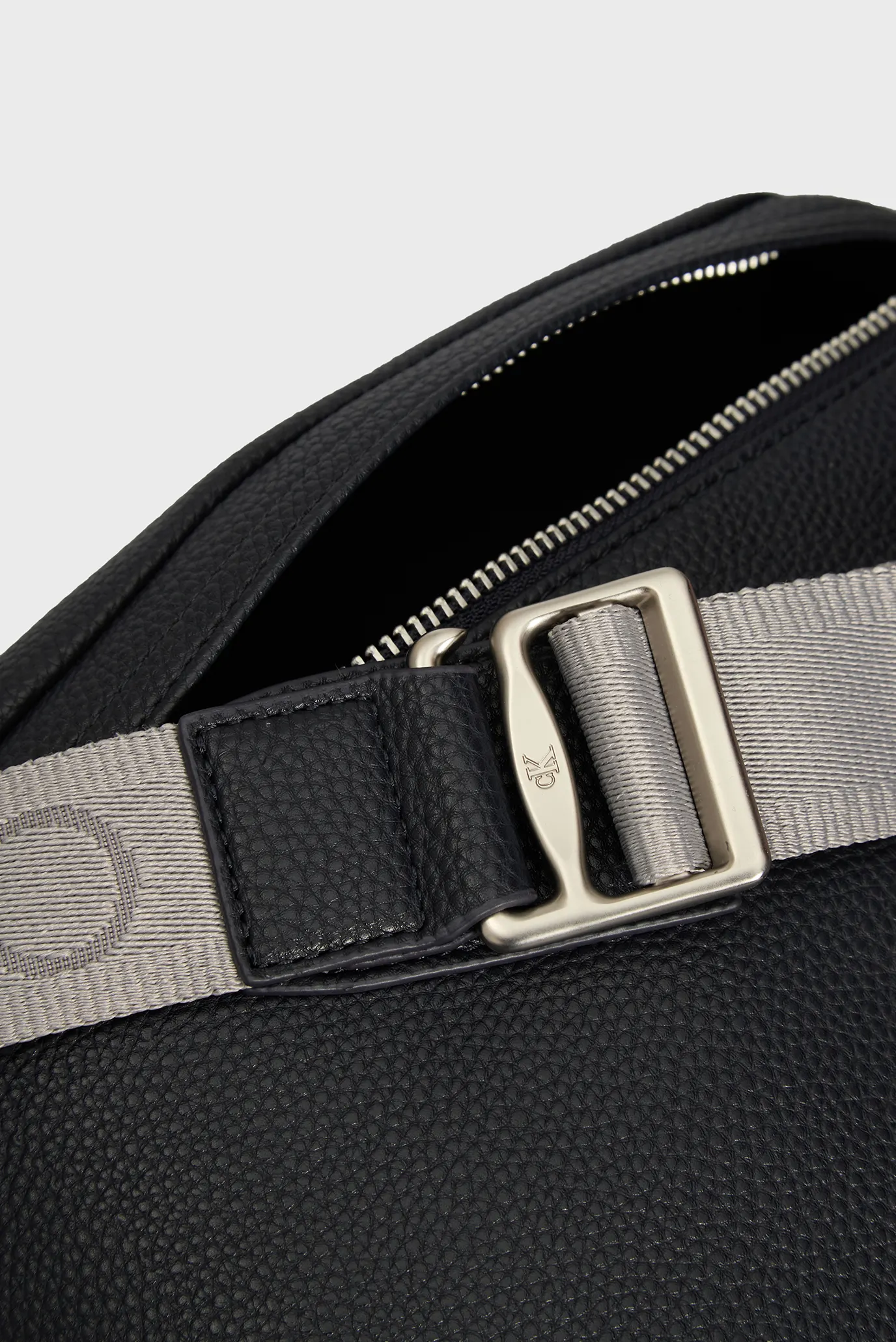 Мужская темно-серая поясная сумка CKJ CARGO 5