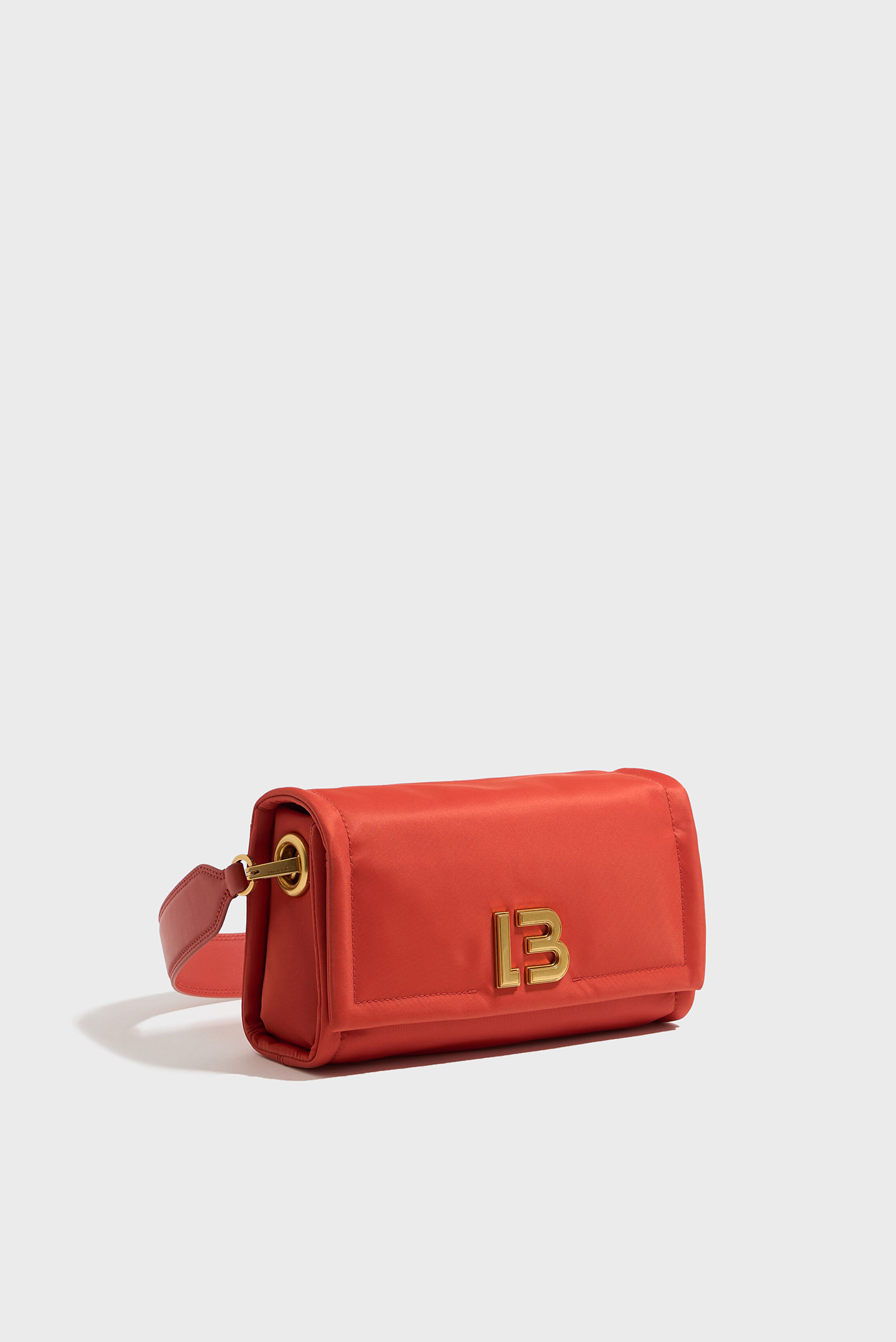 Жіноча червона сумка 1