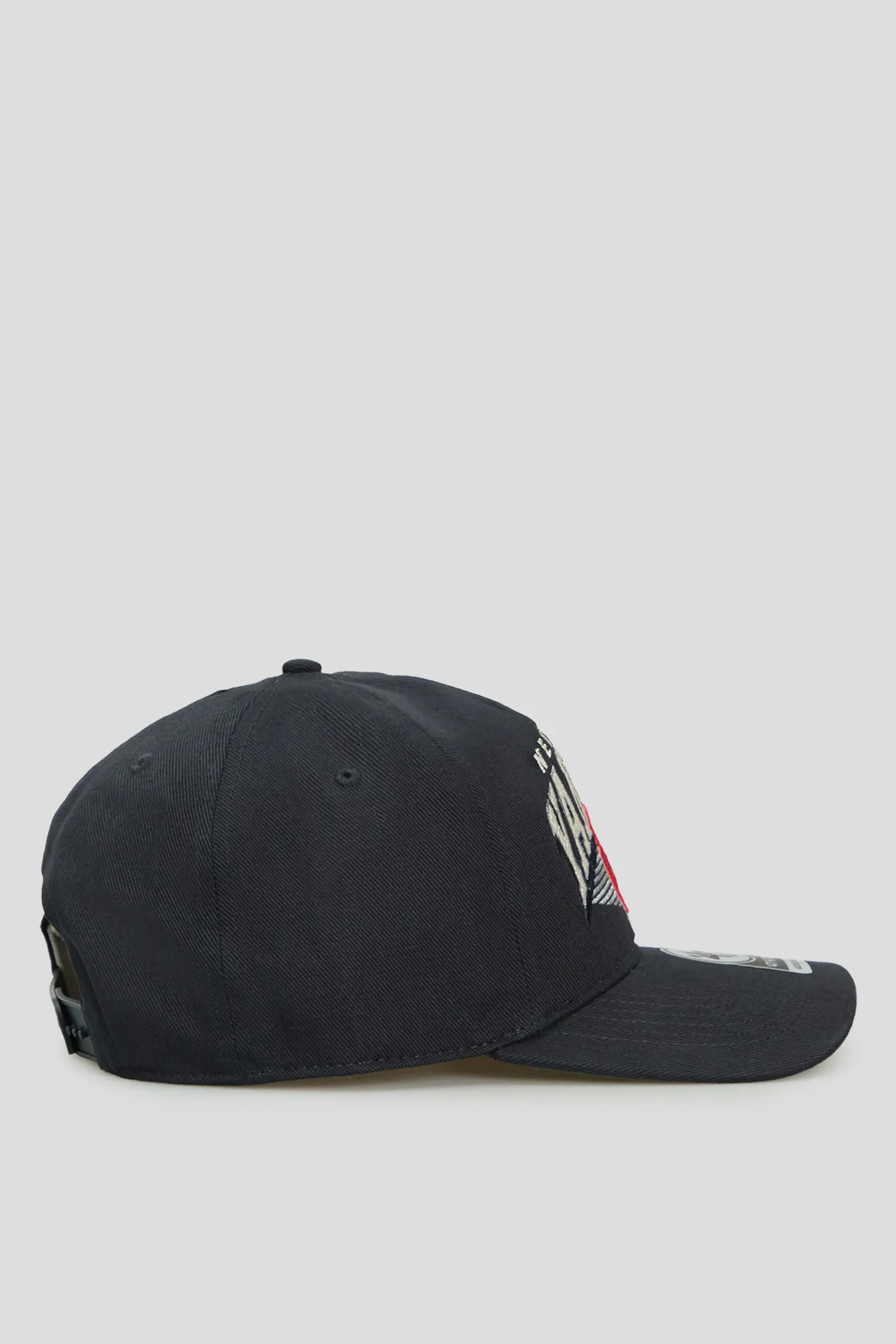 Темно-синя кепка 4