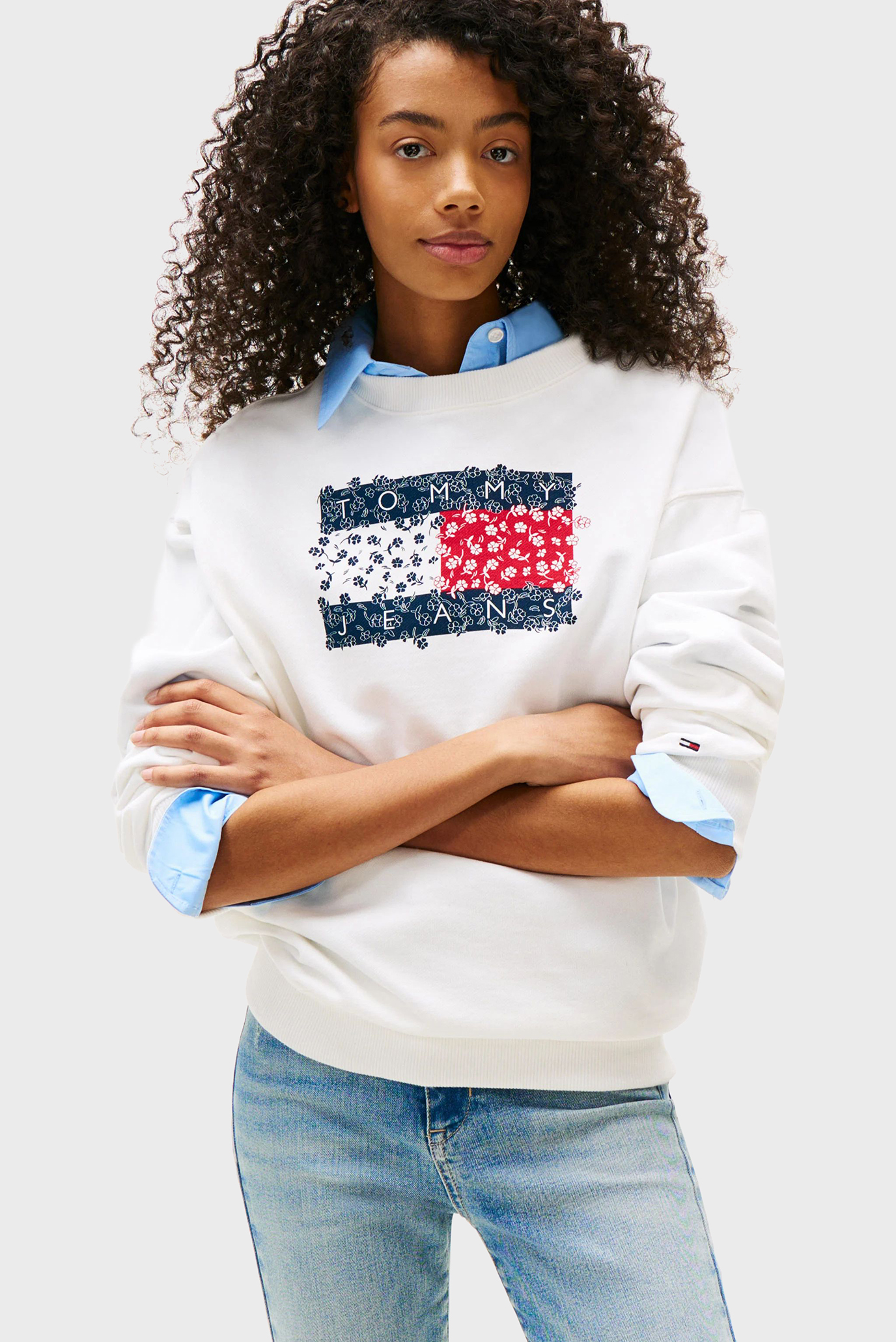 Женский белый свитшот RLX FLORAL FLAG CREW Белый XS Tommy Jeans DW0DW20933 Женский белый свитшот RLX FLORAL FLAG CREW Белый XS Tommy Jeans DW0DW20933