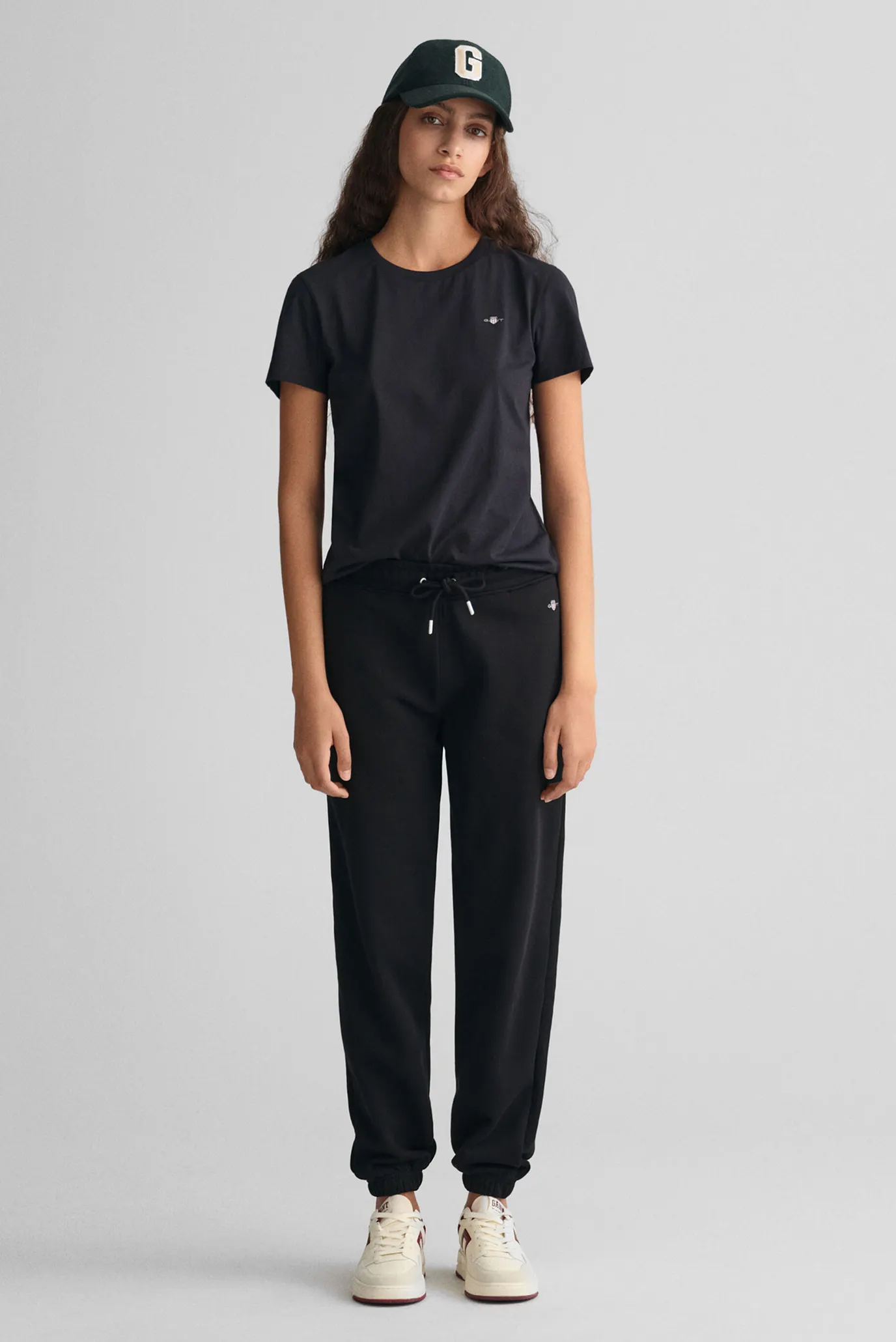 Женские черные спортивные брюки REL SHIELD 2