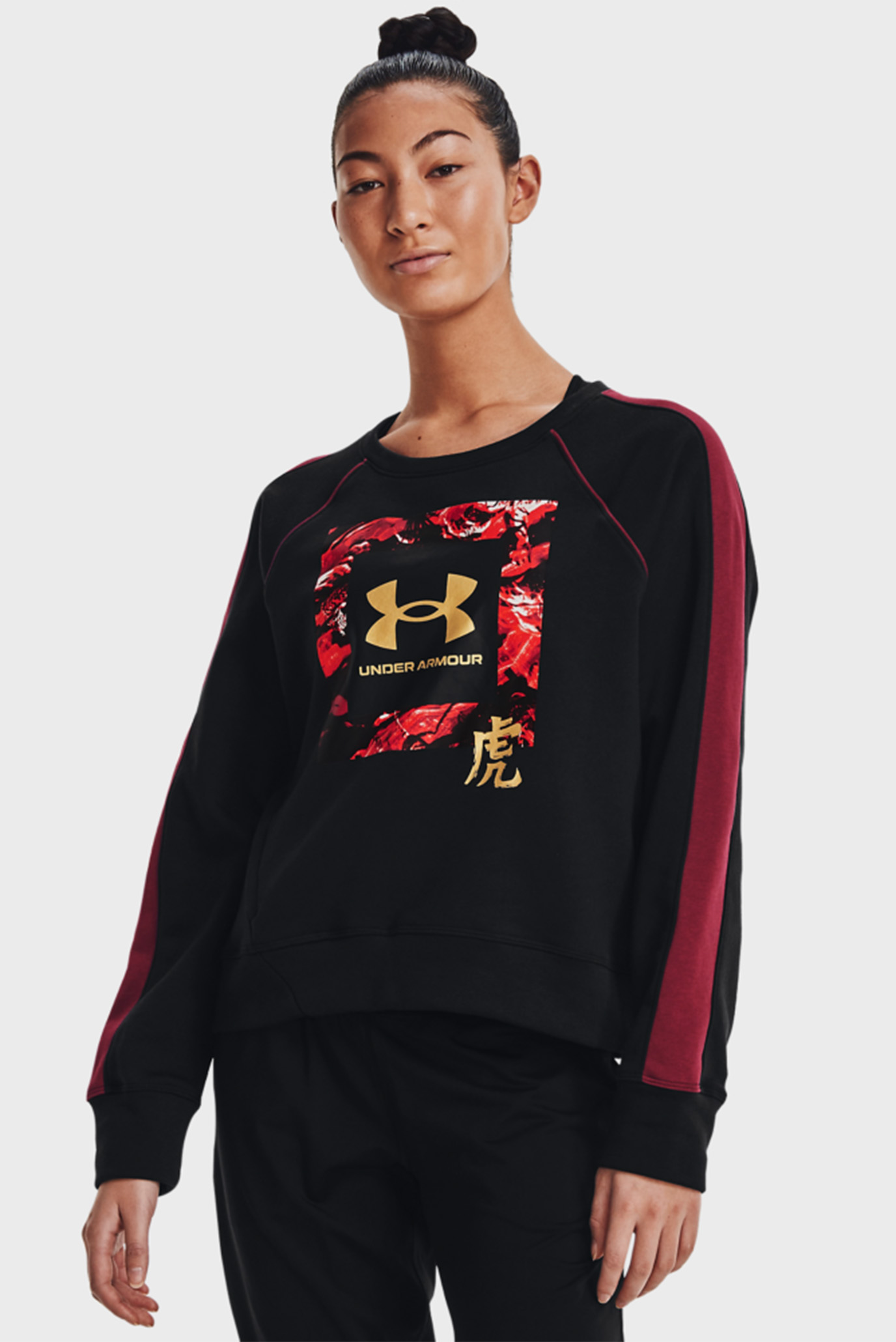 Женский черный свитшот CNY Crew Sweatshirt 1