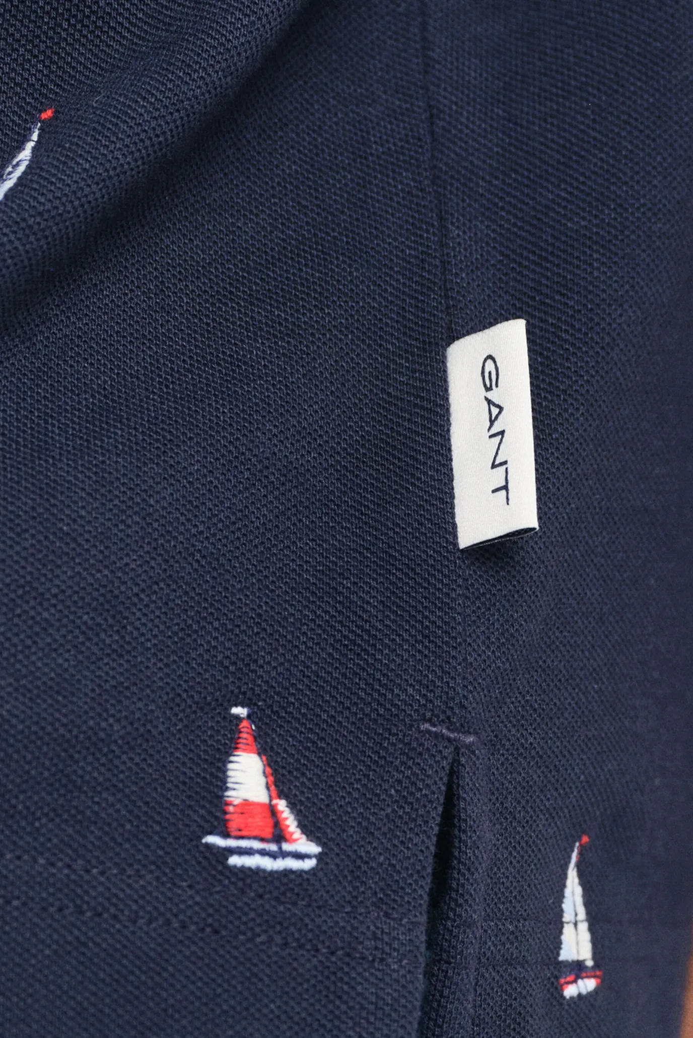 Чоловіче темно-синє поло з візерунком EMBROIDERED GRAPHIC 5