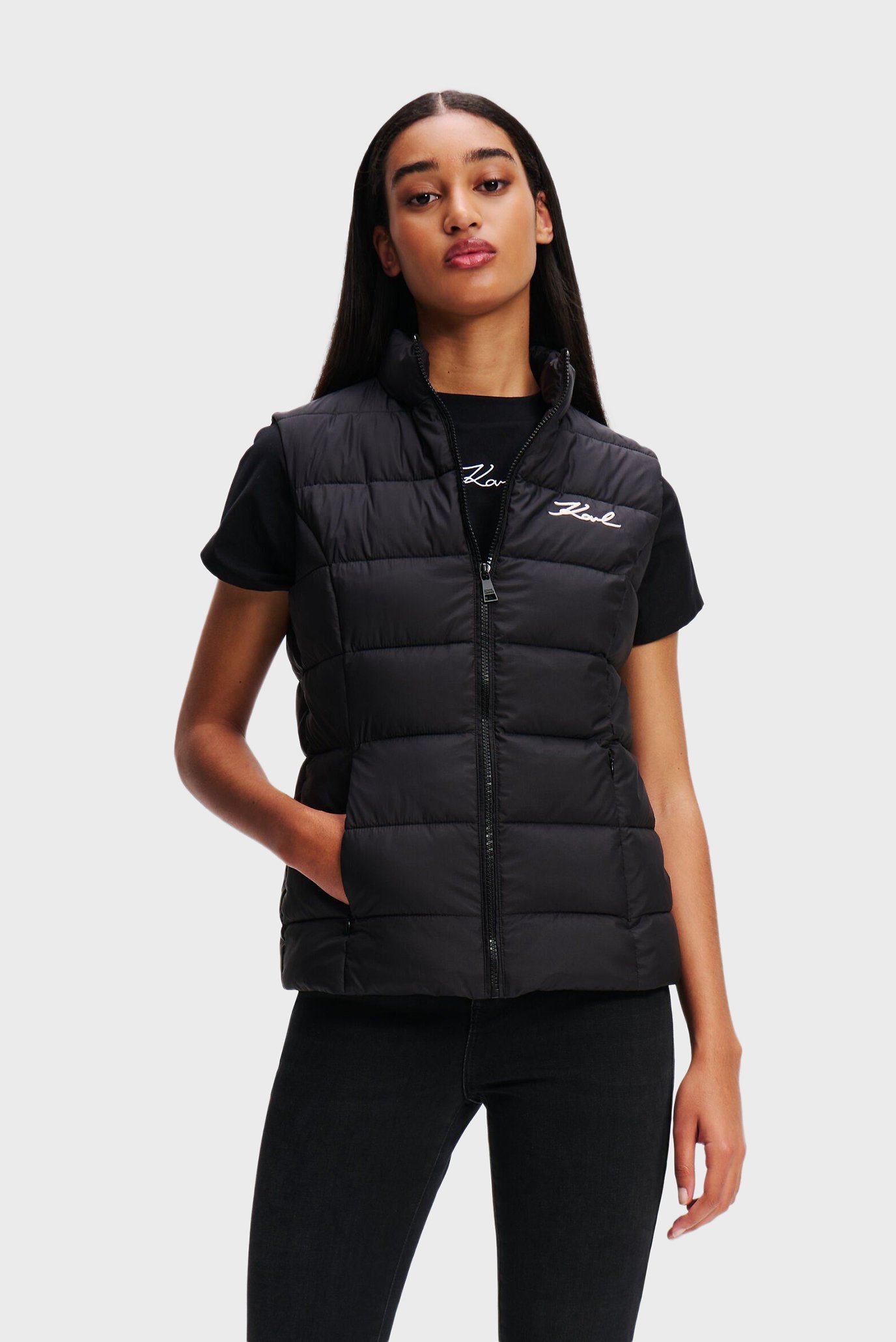 Женский черный жилет LIGHTWEIGHT PUFFER GILET 1