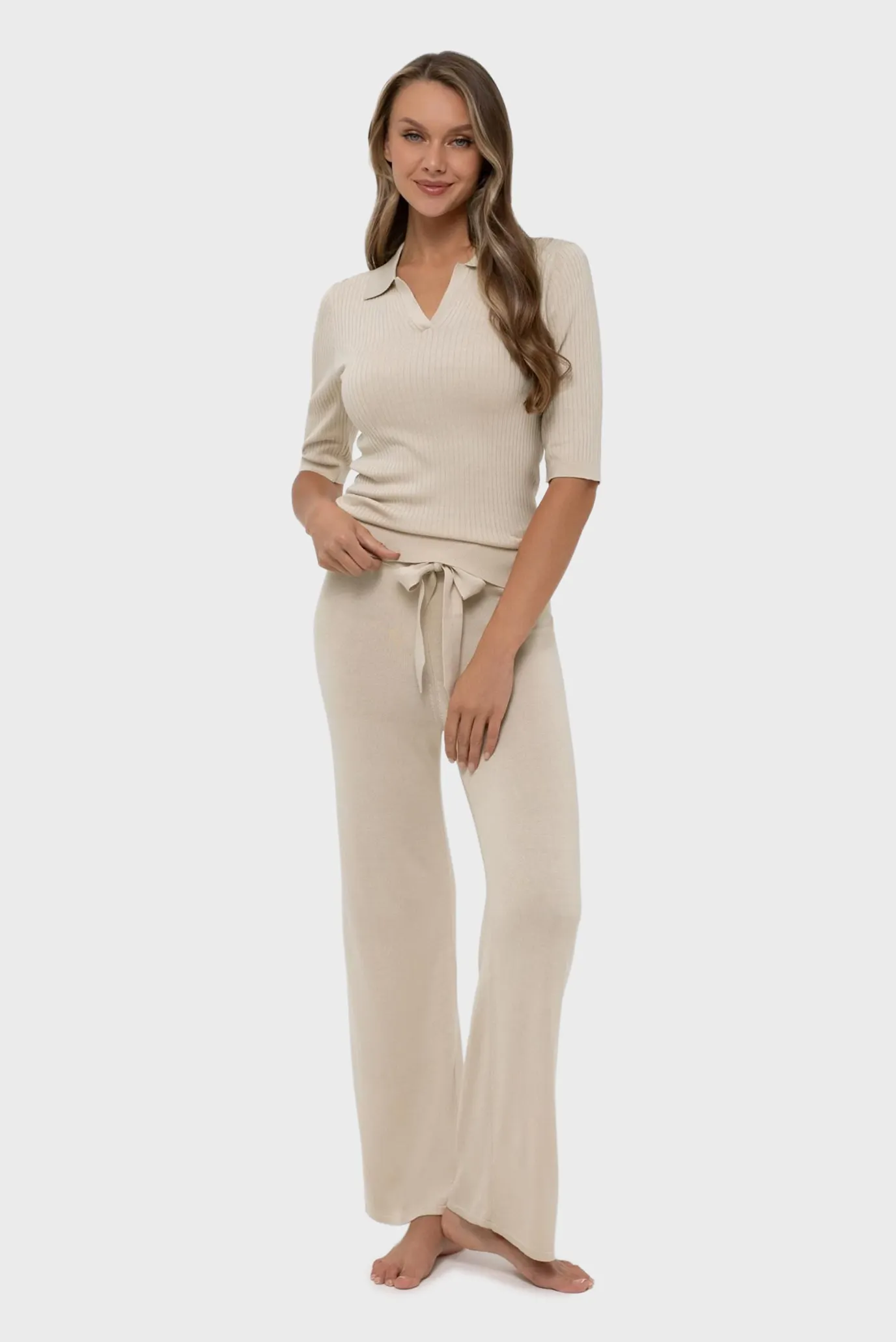 Женское бежевое поло 2