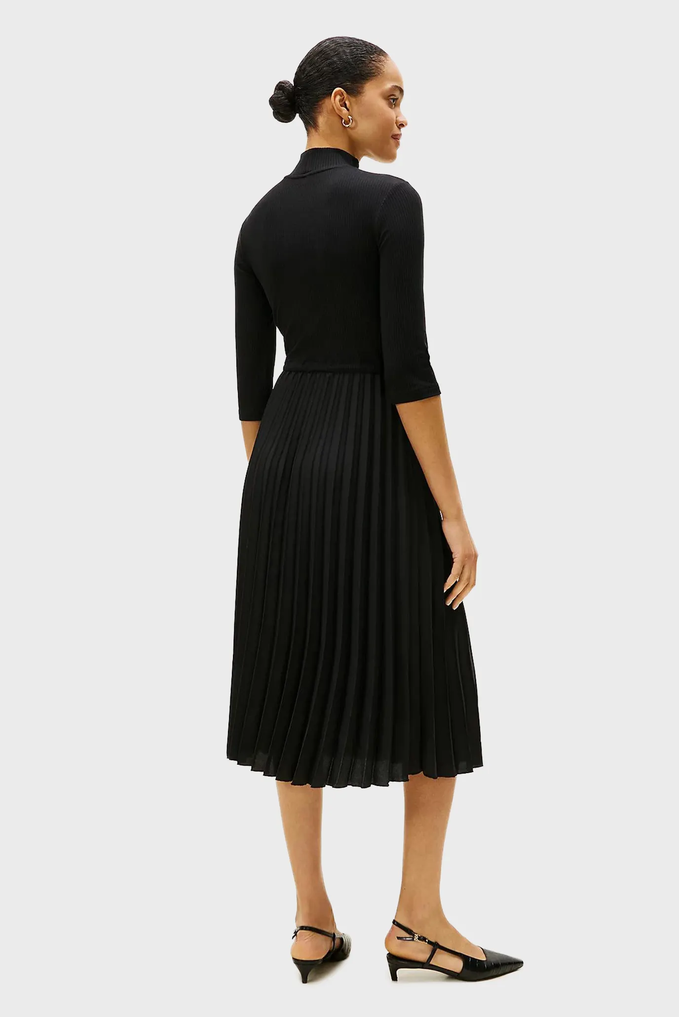 Жіноча чорна сукня SLIM 5X2 RIB 2