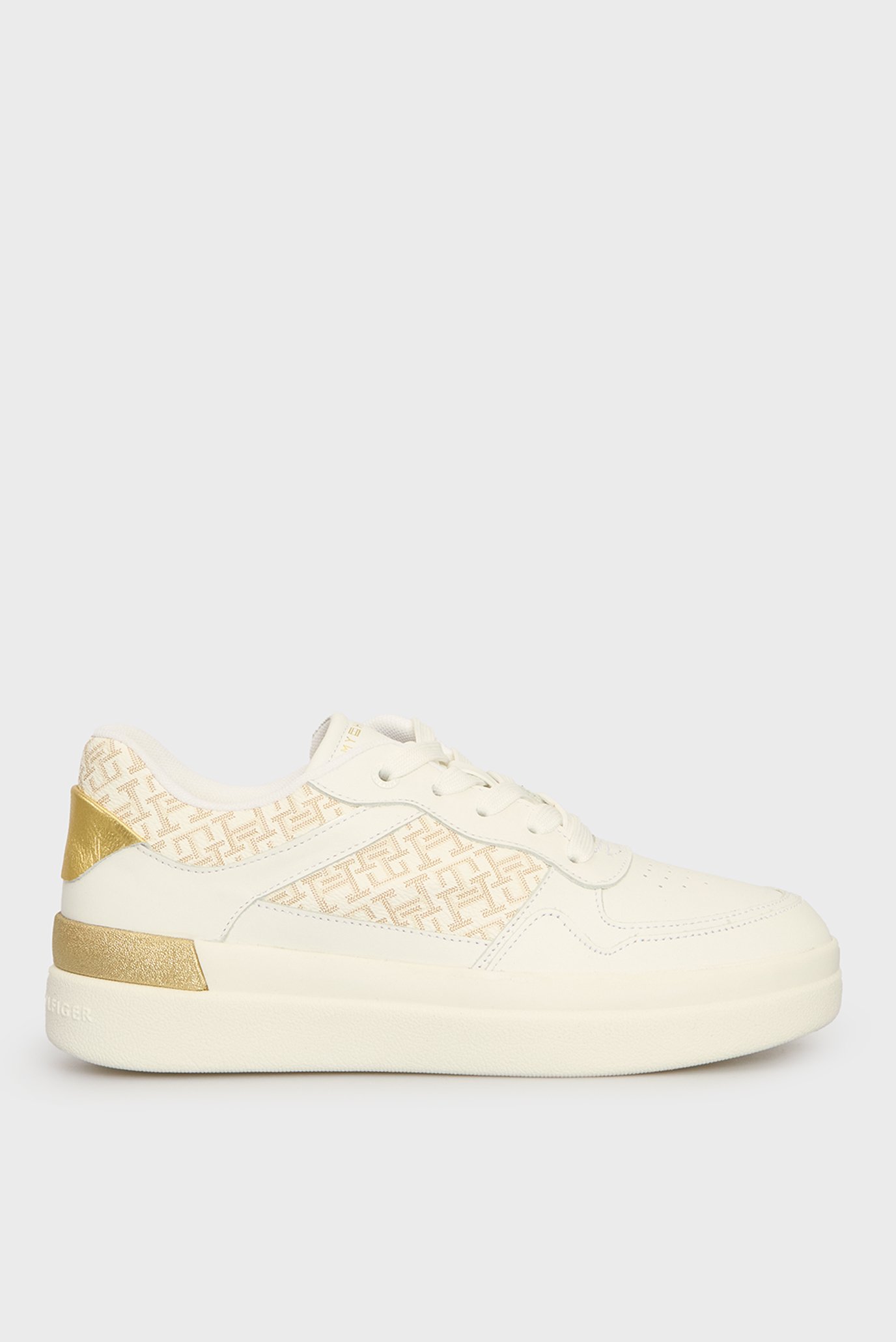 Женские белые кожаные сникерсы LUX COURT SNEAKER MONOGRAM 1