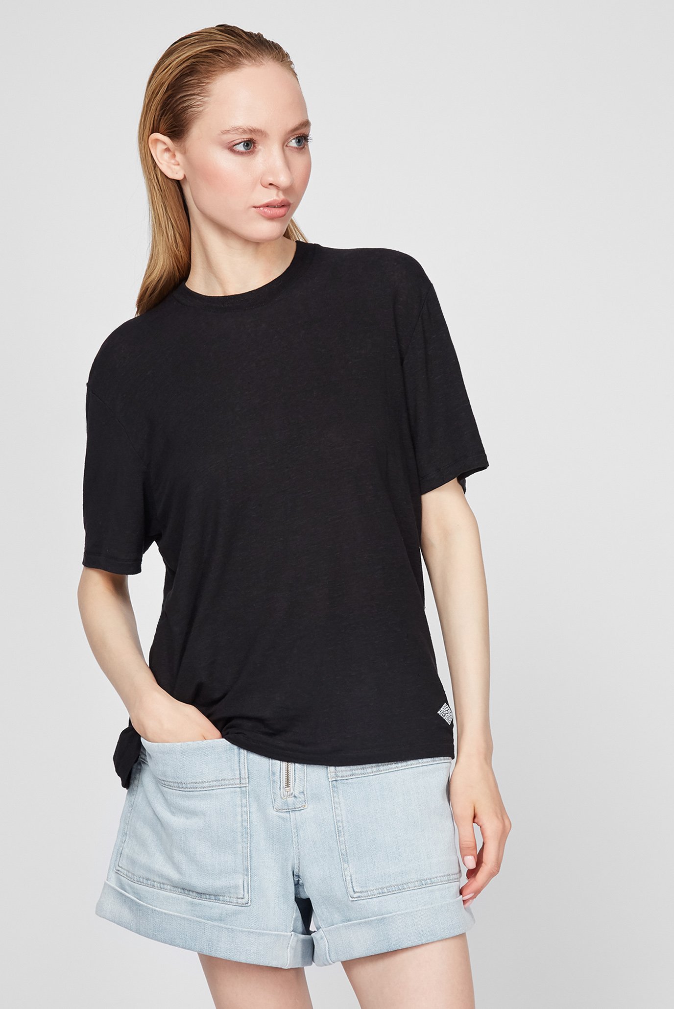 Женская черная льняная футболка 1