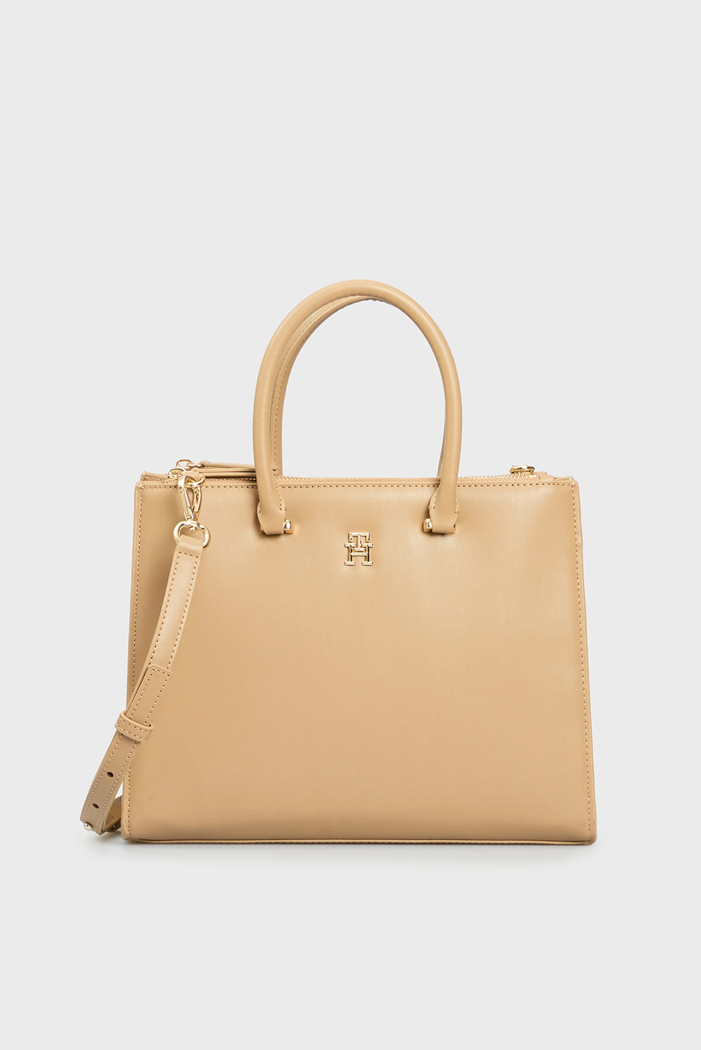 Женская бежевая сумка TH ETERNITY MED TOTE Бежевый ONESIZE Tommy Hilfiger AW0AW16887 Женская бежевая сумка TH ETERNITY MED TOTE Бежевый ONESIZE Tommy Hilfiger AW0AW16887
