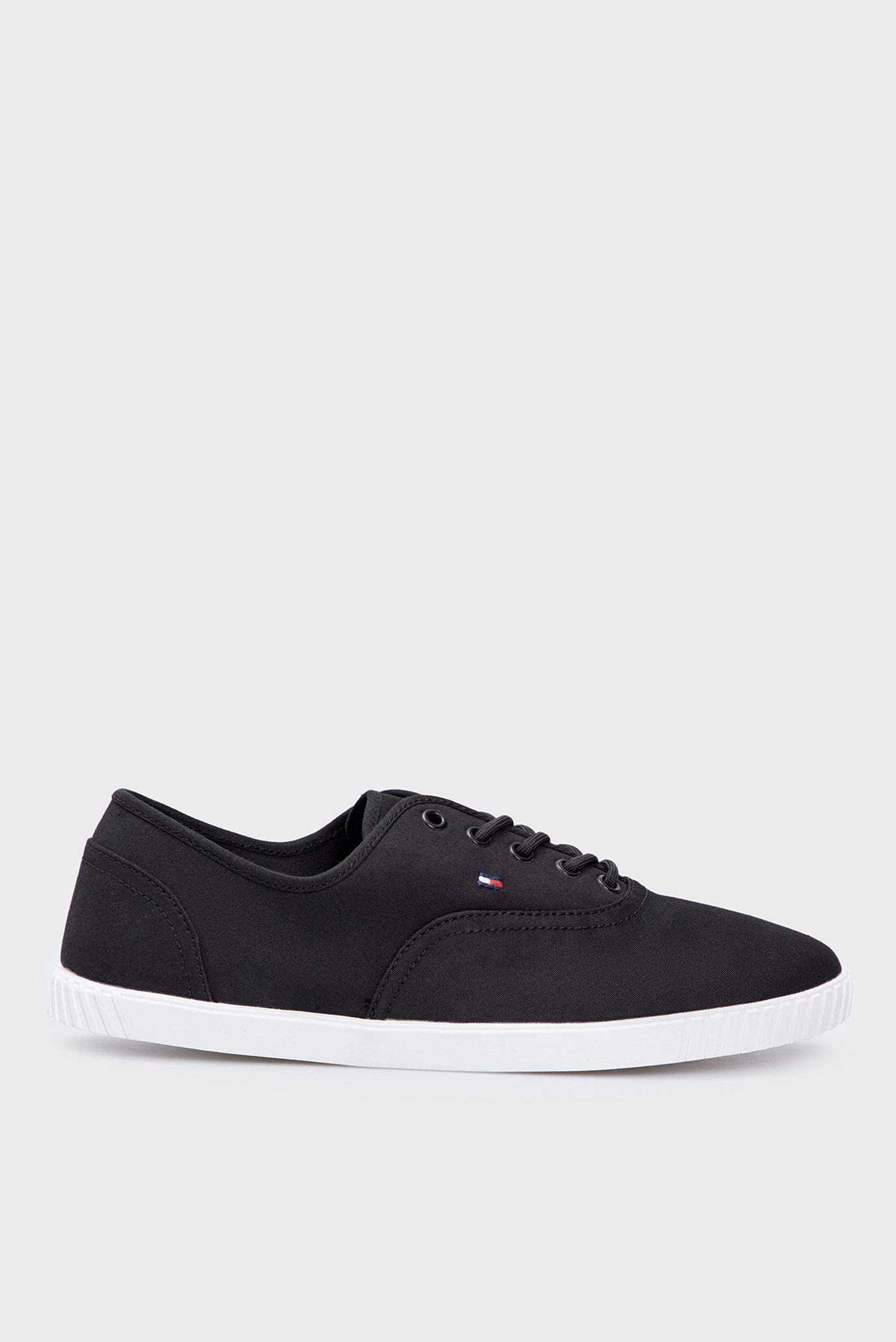 Женские черные кеды CANVAS LACE UP SNEAKER Черный 38 Tommy Hilfiger FW0FW07805 Женские черные кеды CANVAS LACE UP SNEAKER Черный 38 Tommy Hilfiger FW0FW07805