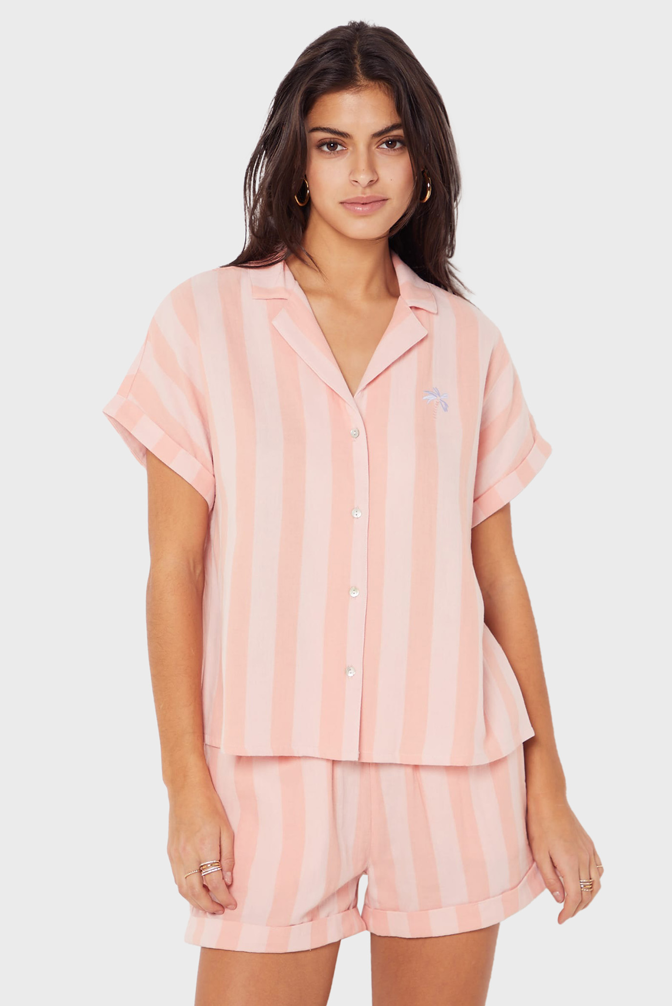 Женская розовая рубашка в полоску SKYE 1