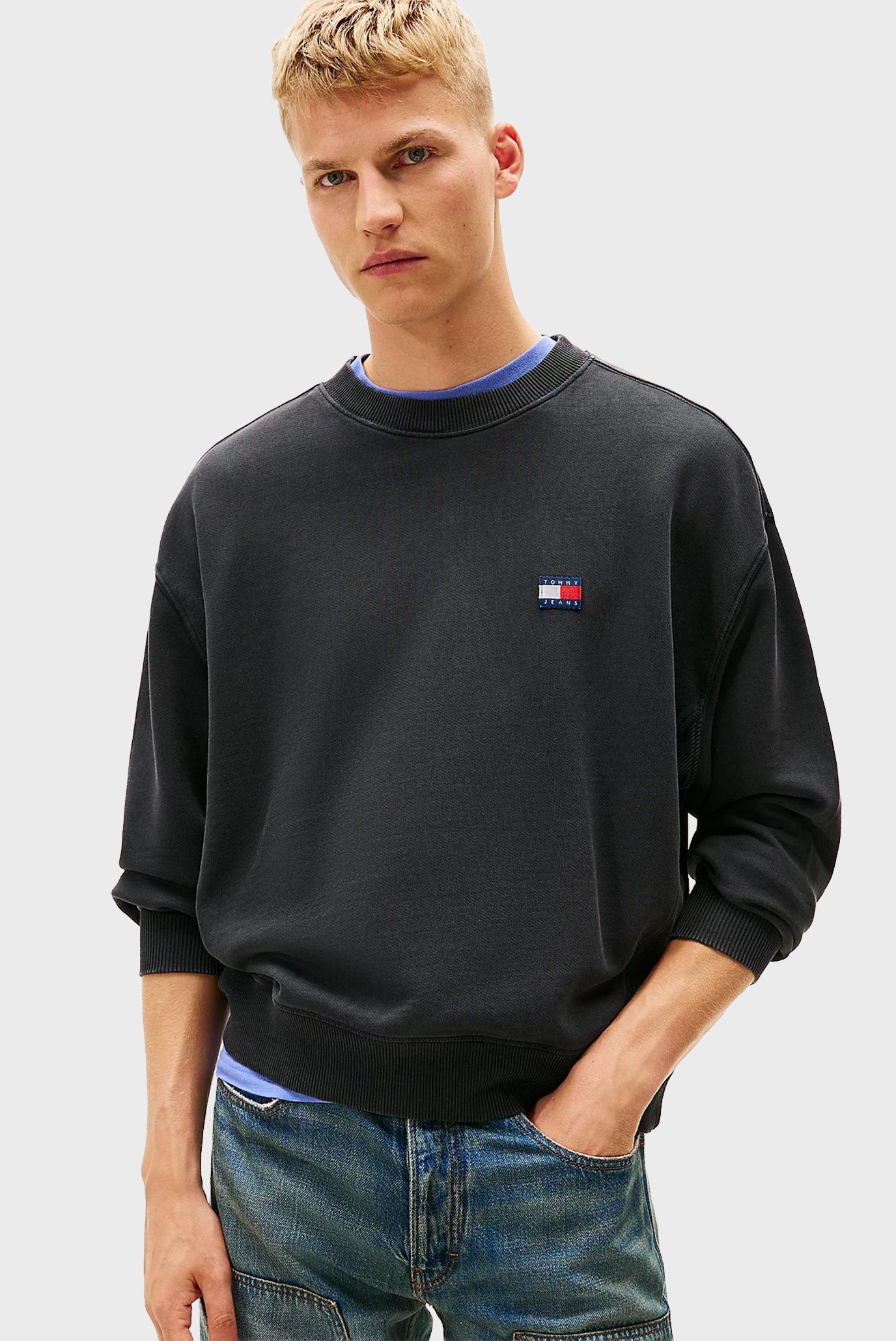 Мужской темно-серый свитшот CLASSIC Серый XL Tommy Jeans DM0DM22079 Мужской темно-серый свитшот CLASSIC Серый XL Tommy Jeans DM0DM22079