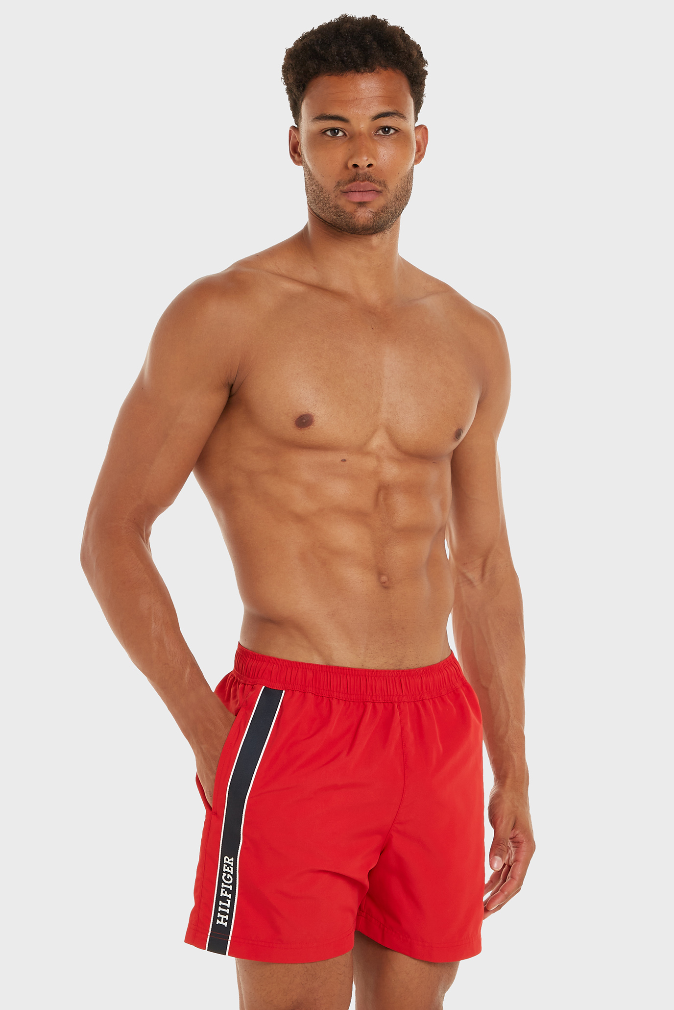 Мужские красные плавательные шорты MEDIUM DRAWSTRING TAPE Красный S Tommy Hilfiger UM0UM03213 Мужские красные плавательные шорты MEDIUM DRAWSTRING TAPE Красный S Tommy Hilfiger UM0UM03213