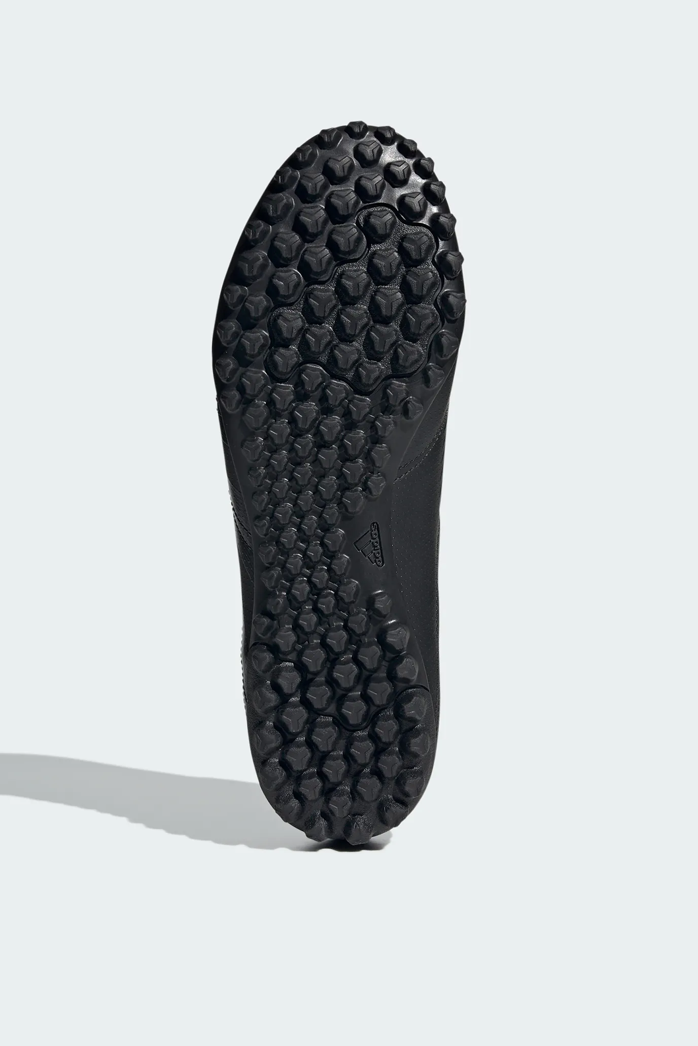 Чорні сороконіжки Predator 24 Club Turf 4