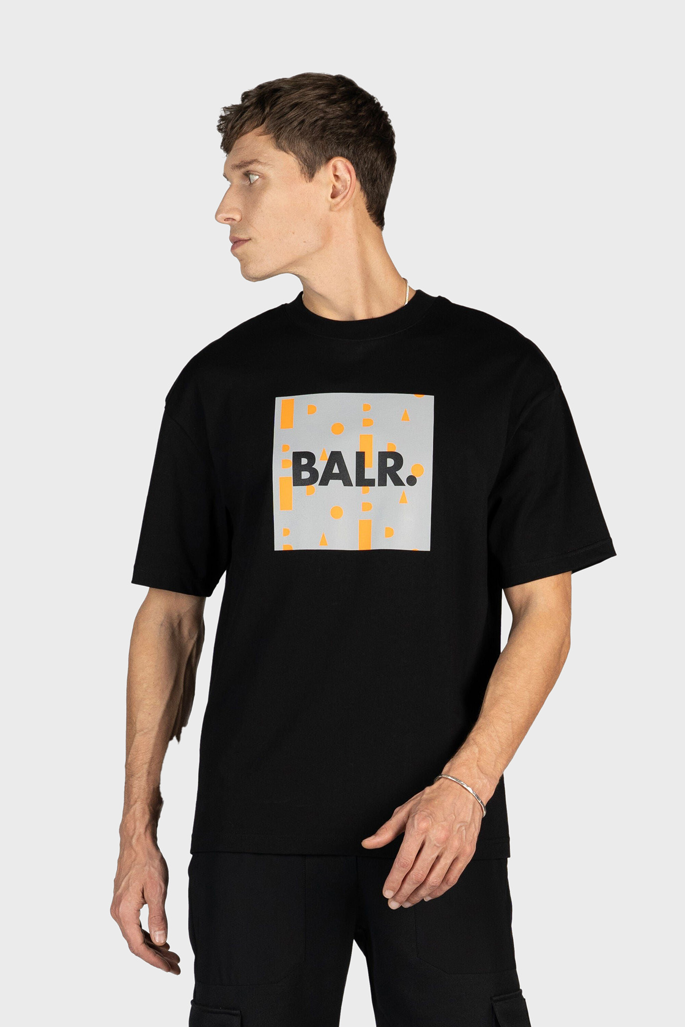 Мужская черная футболка BALR. Repeat Box Fit 1