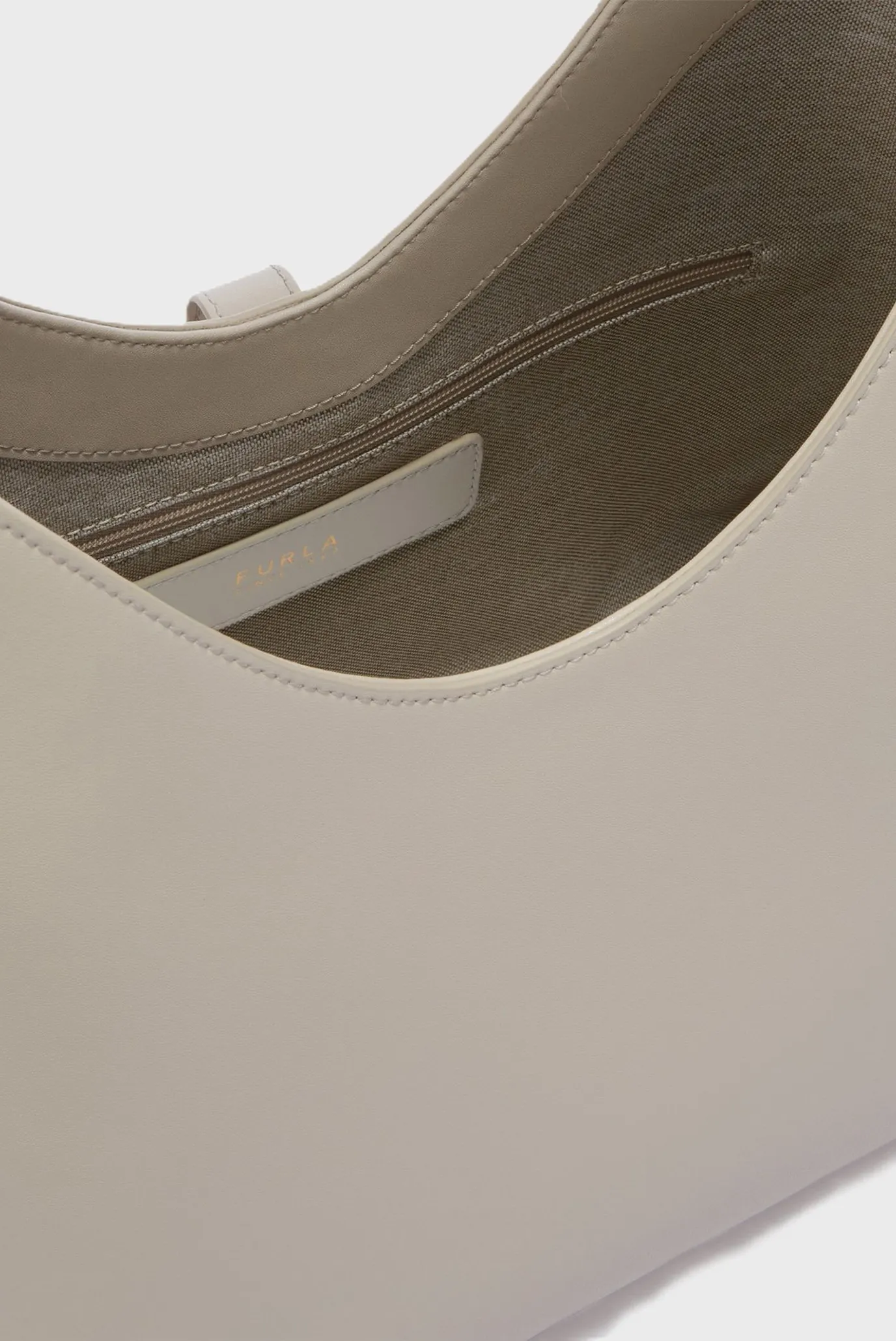 Женская бежевая кожаная сумка 4