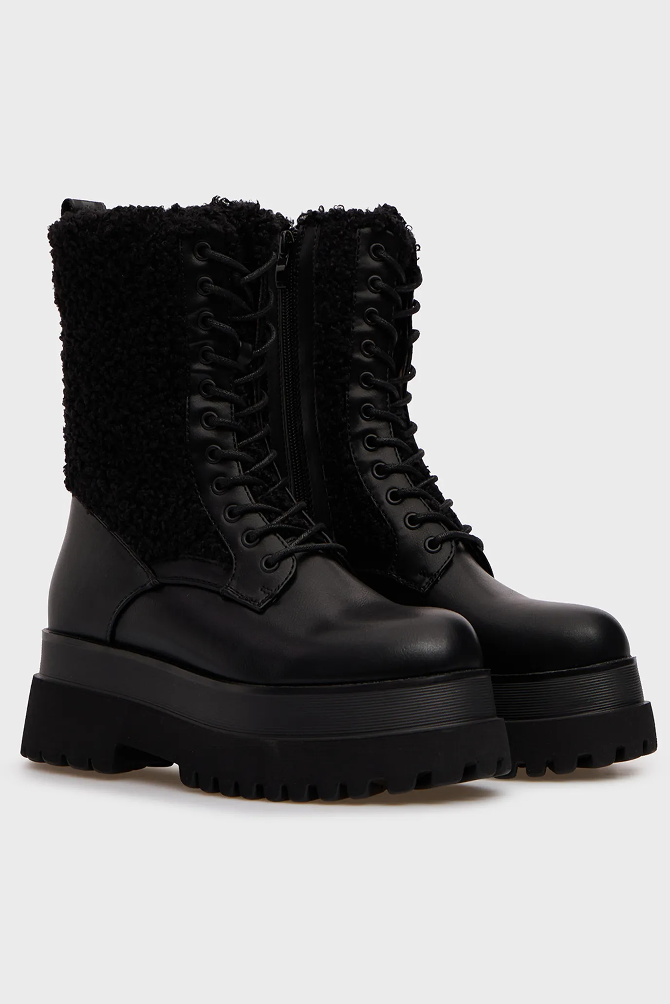 Жіночі чорні черевики 3