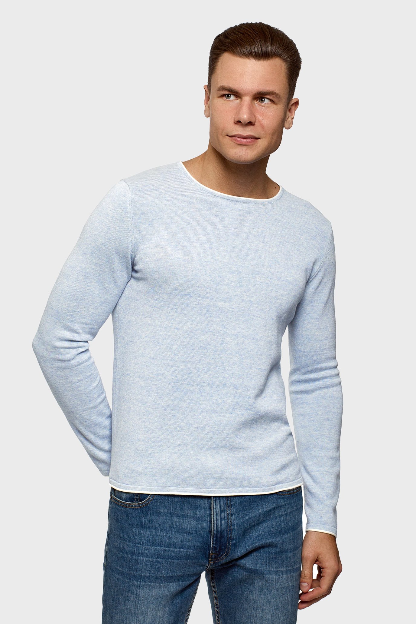 Чоловічий блакитний светр 1