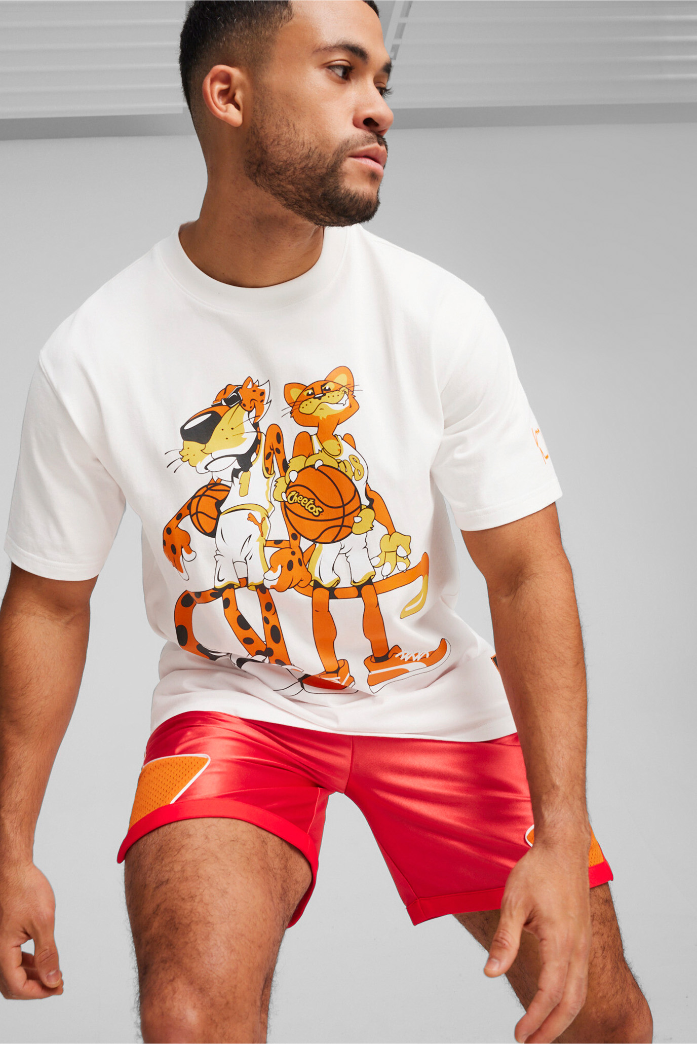 Мужская белая футболка PUMA HOOPS x CHEETOS Tee 1