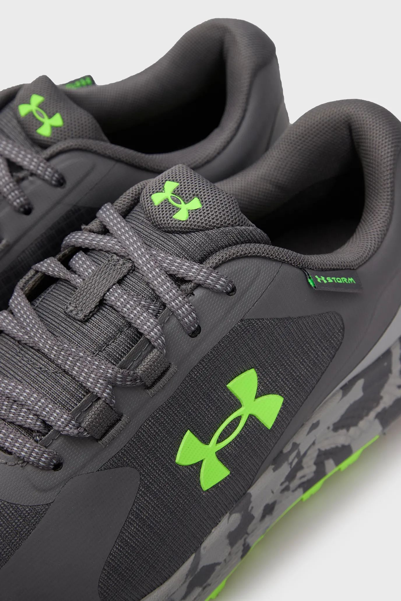 Чоловічі сірі кросівки UA Charged Bandit TR 3 SP 2