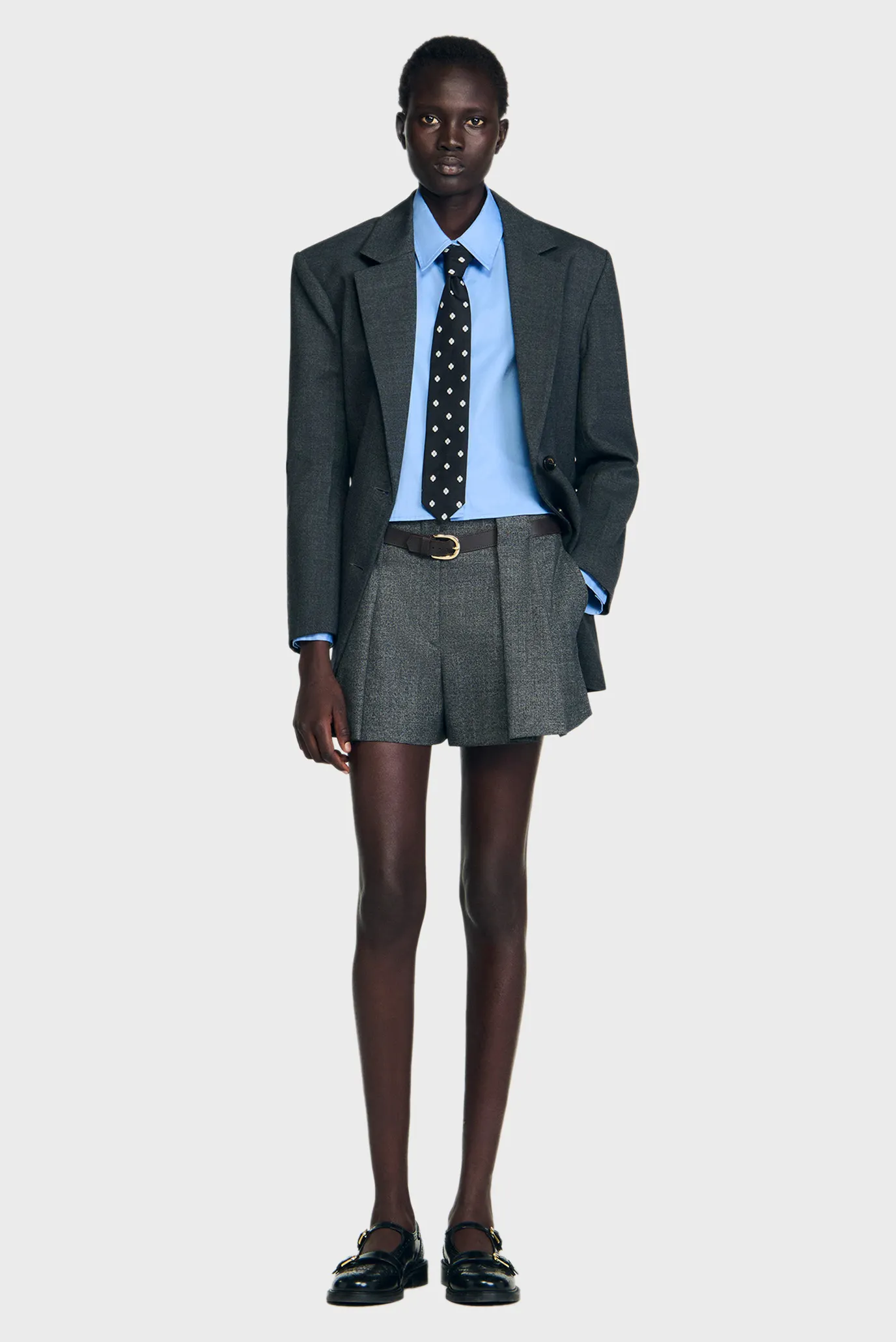 Жіноча блакитна сорочка 2